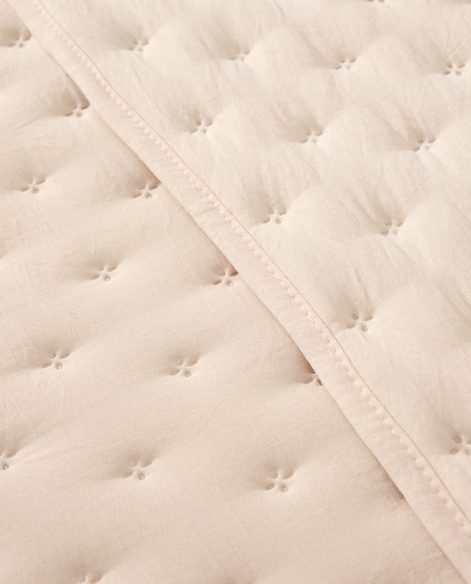 Edredón liso beige Beige-3