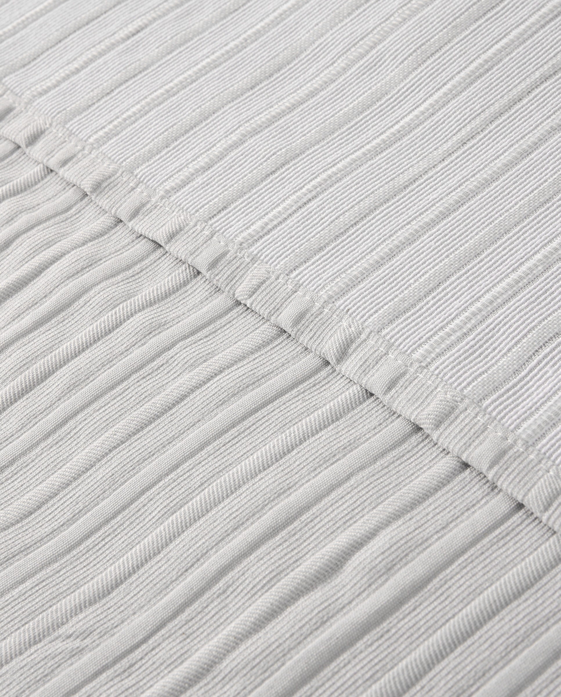 Colcha estructura rayas gris claro Gris claro-3