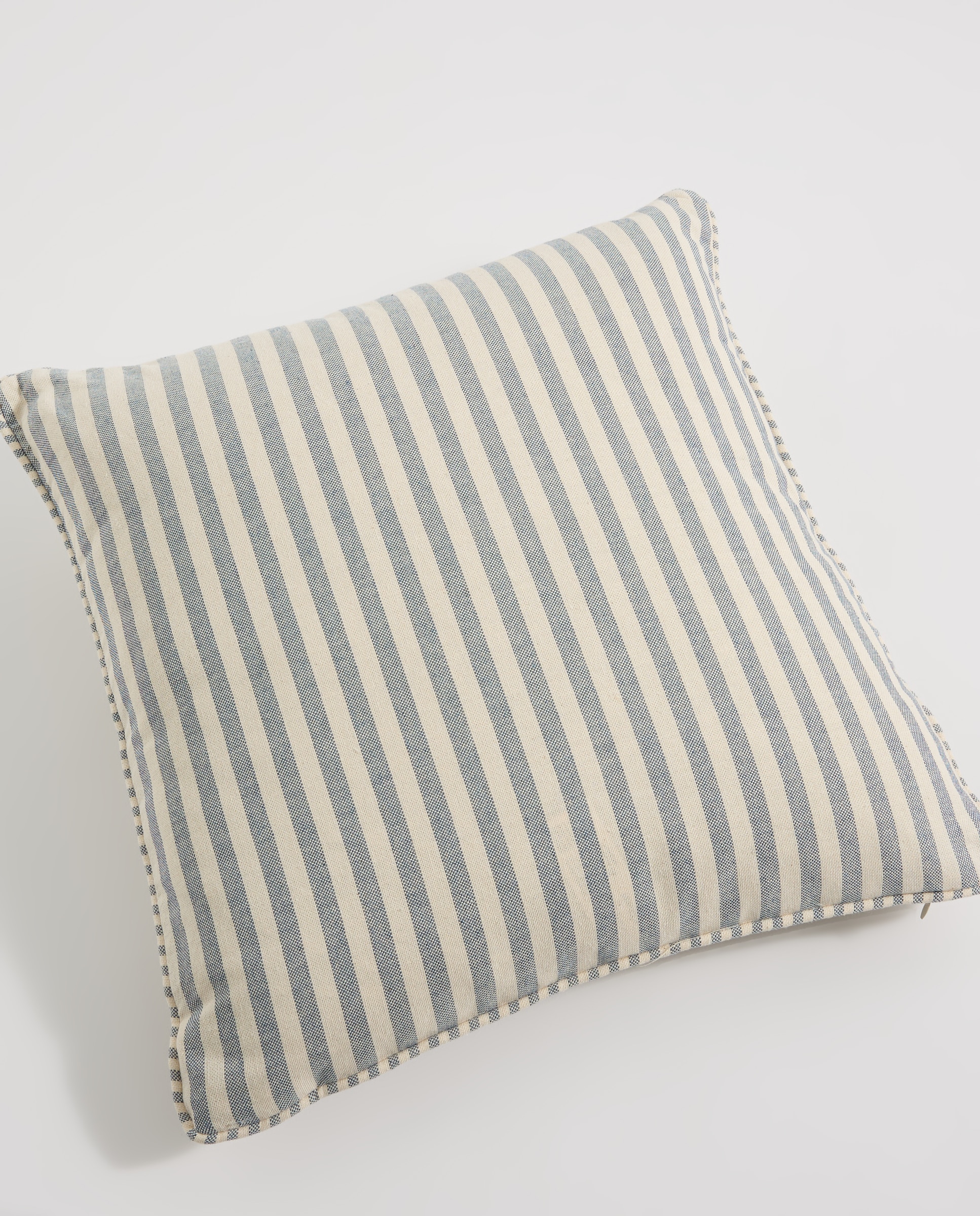 Imagen 0 de Cojín decorativo rayas anchas azul