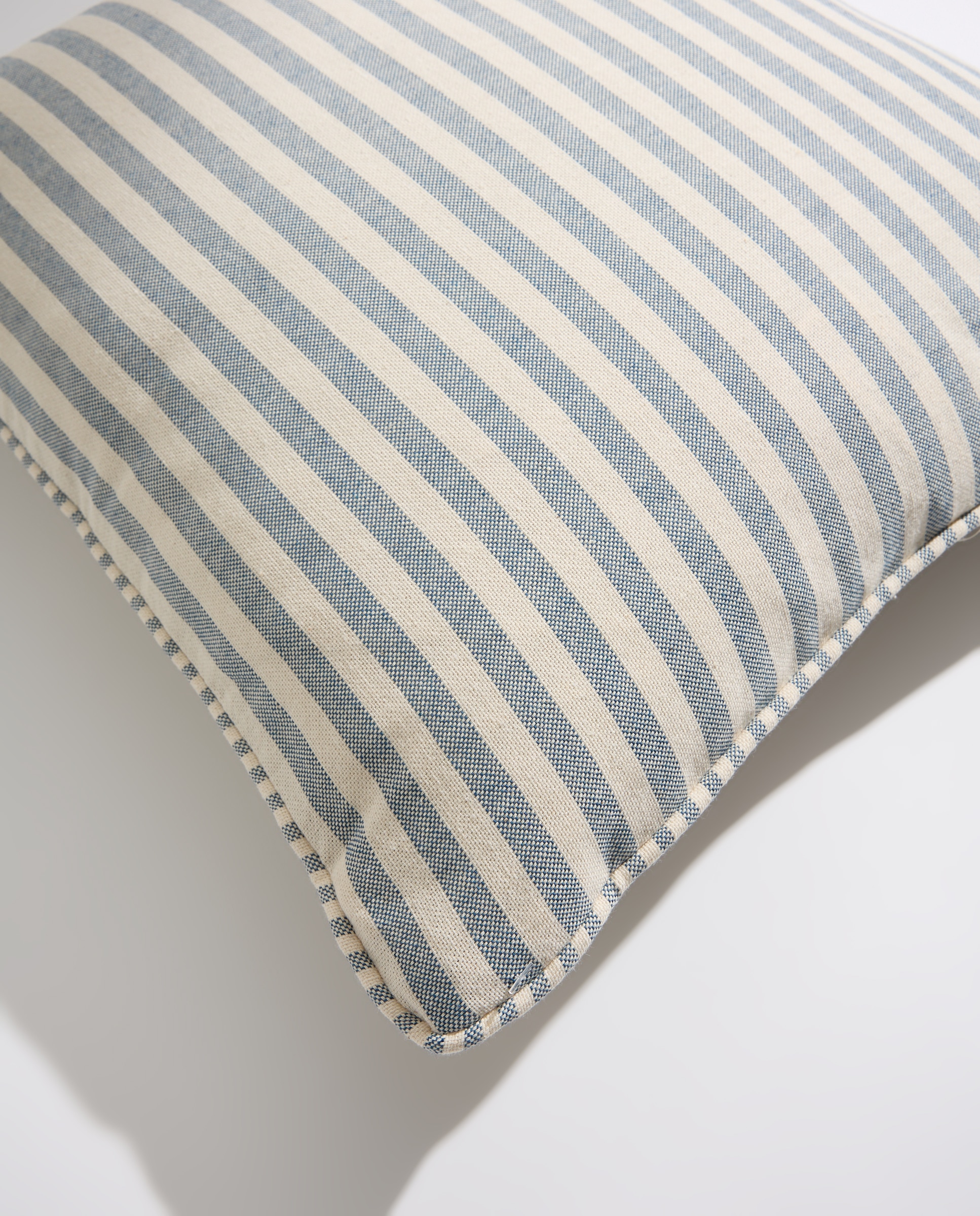 Cojín decorativo rayas anchas azul Azul-3