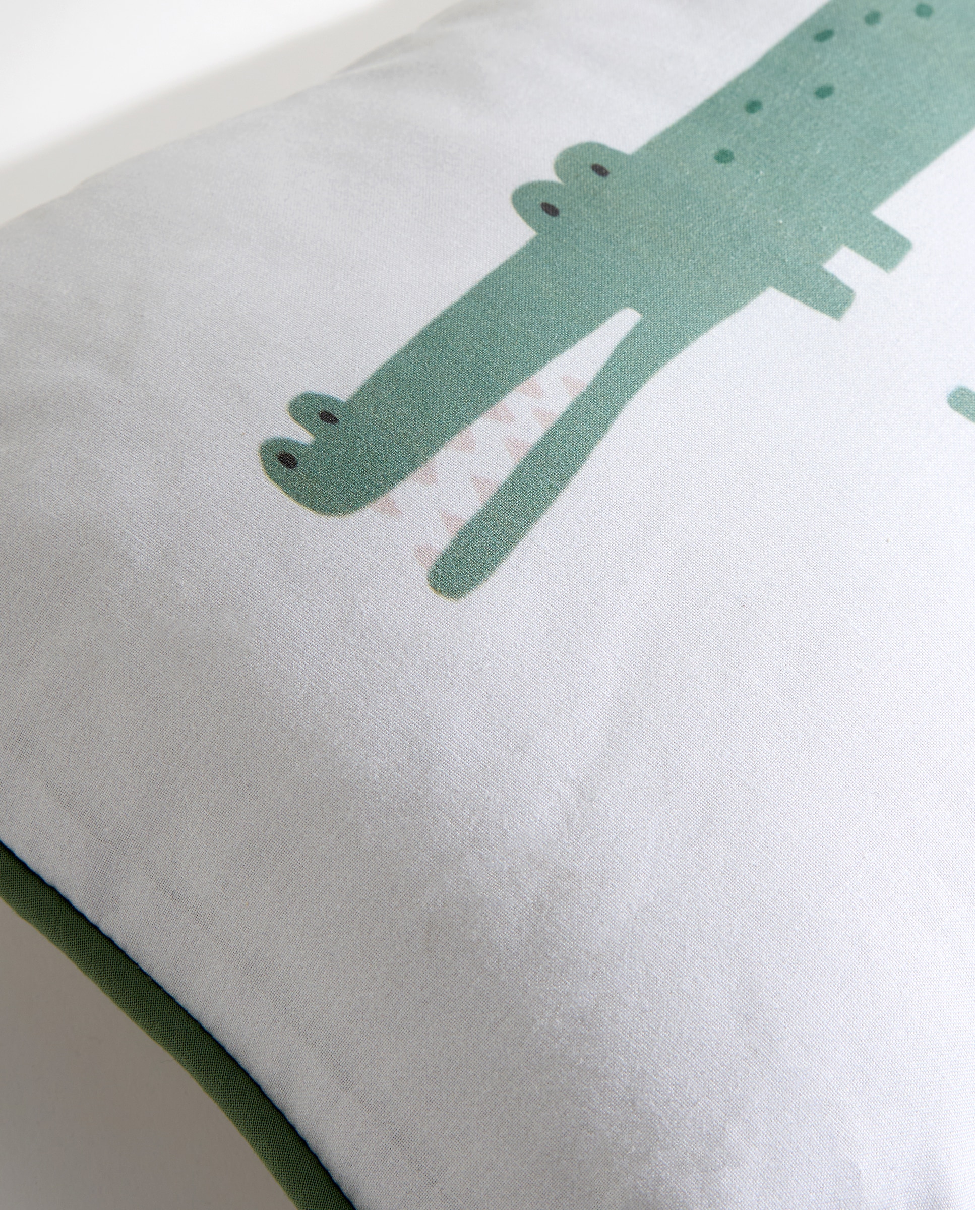 Cojín decorativo infantil cocodrilo Verde-3