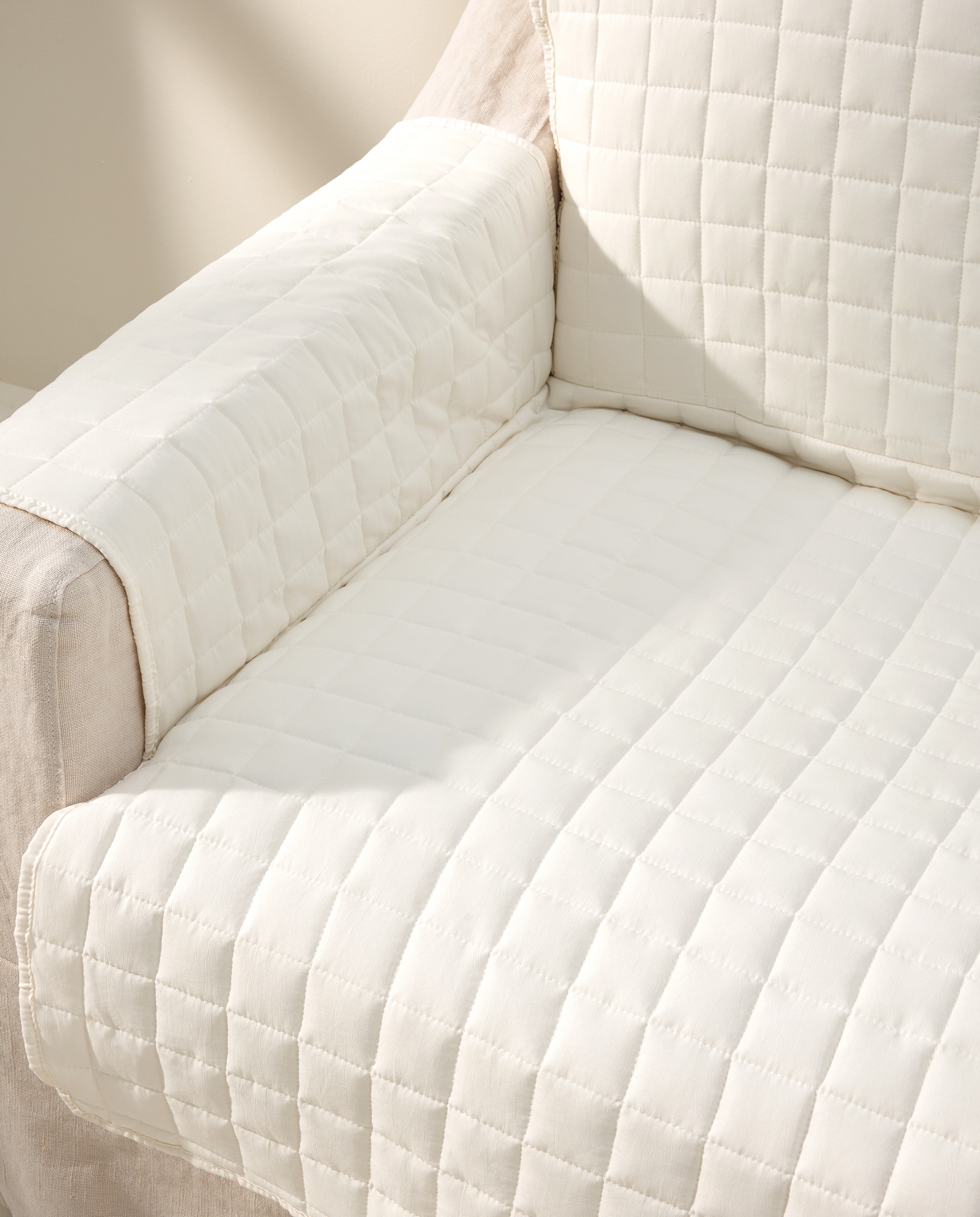 Cubre sofá impermeable Microfibra Tostado-2