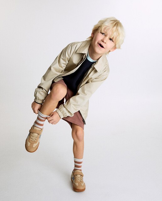 Imagen 0 de Zapatilla suela ancha