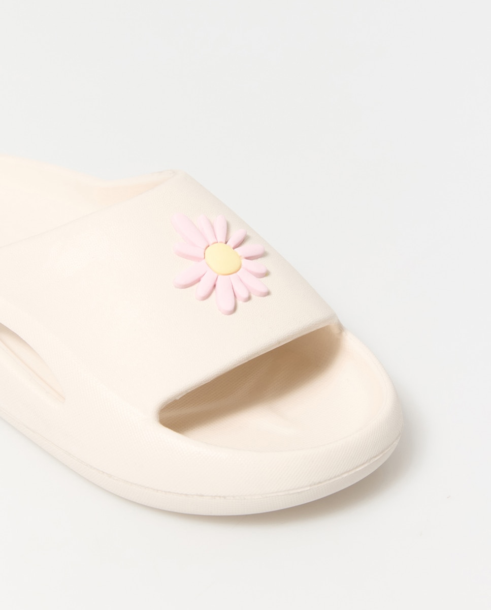Chinelos com Volume Flor Cru-6