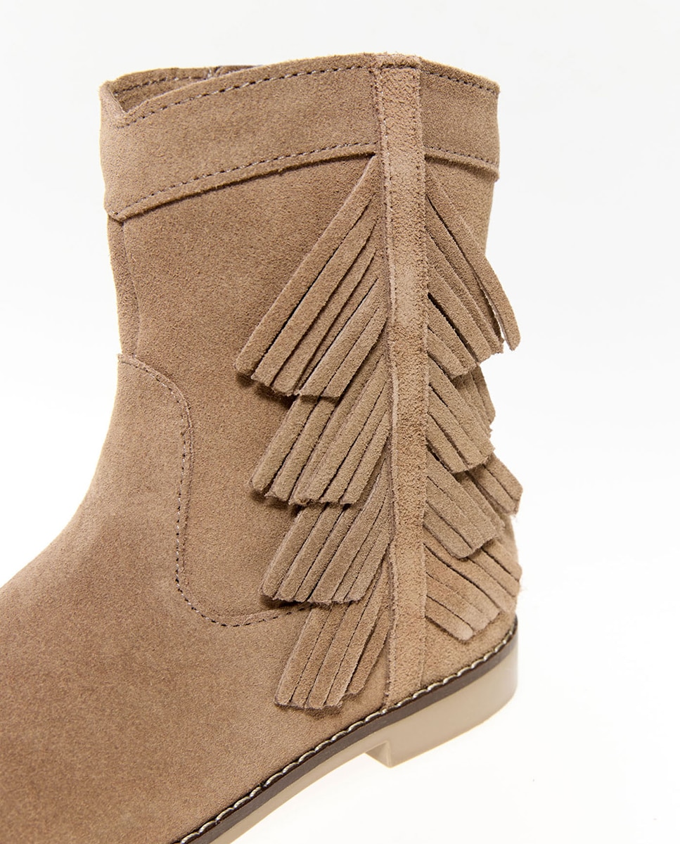 Botins em Pele com Franjas Toffee-4