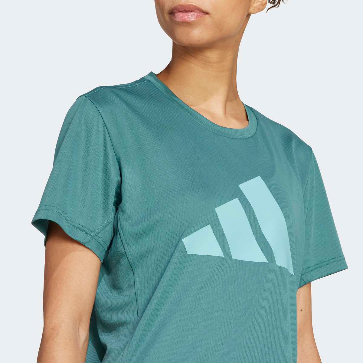 T-shirt de mulher Run It adidas Verde-3