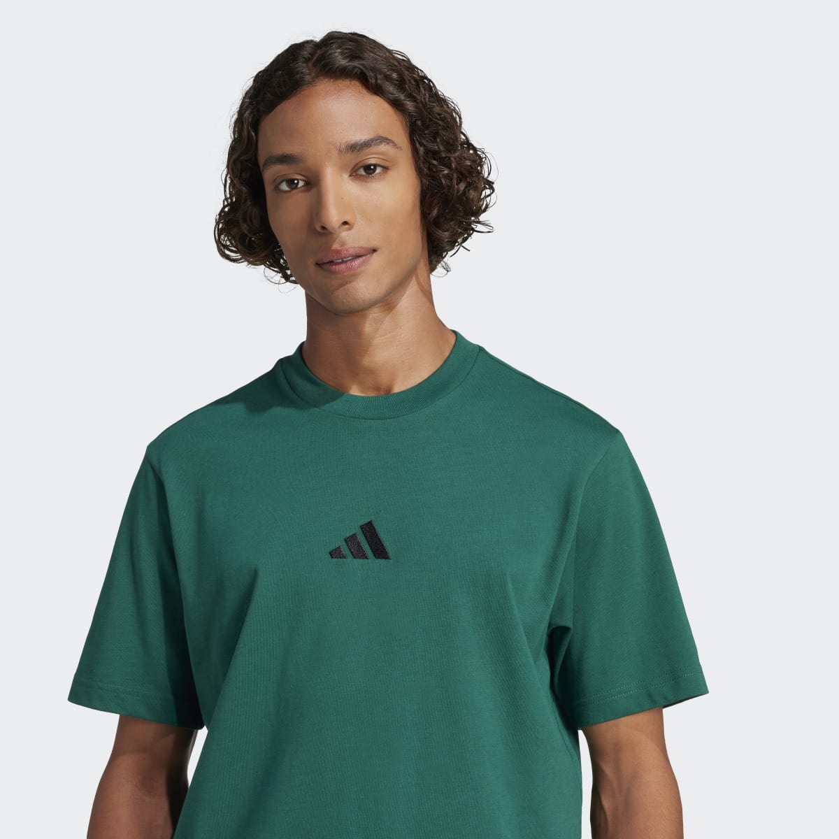 T-shirt de Homem Essentials Small Logo Single Jersey Verde-3