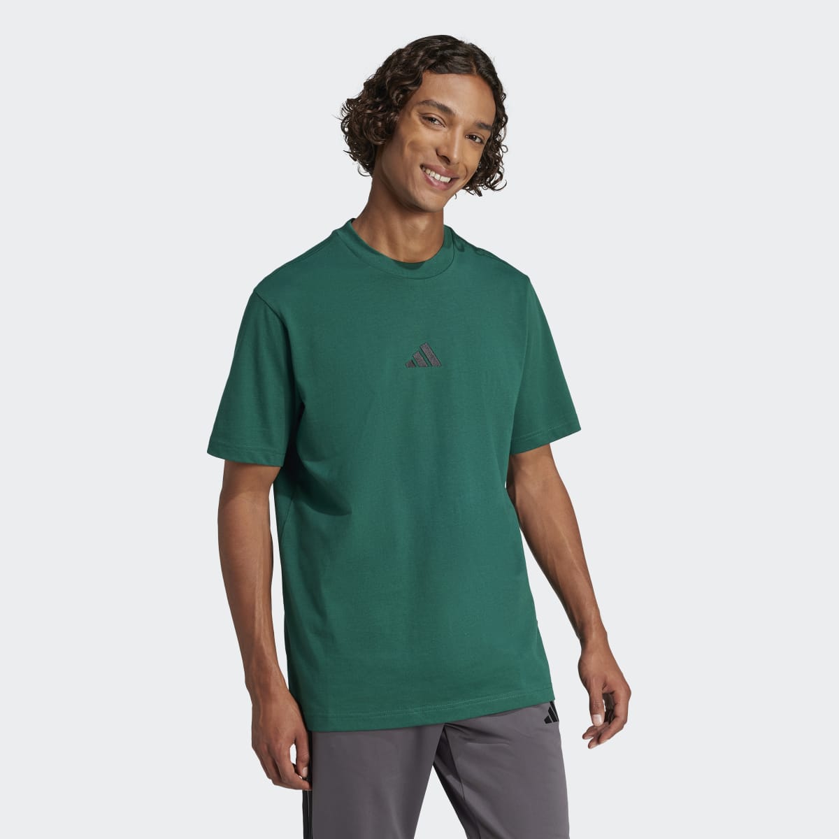 T-shirt de Homem Essentials Small Logo Single Jersey Verde-4