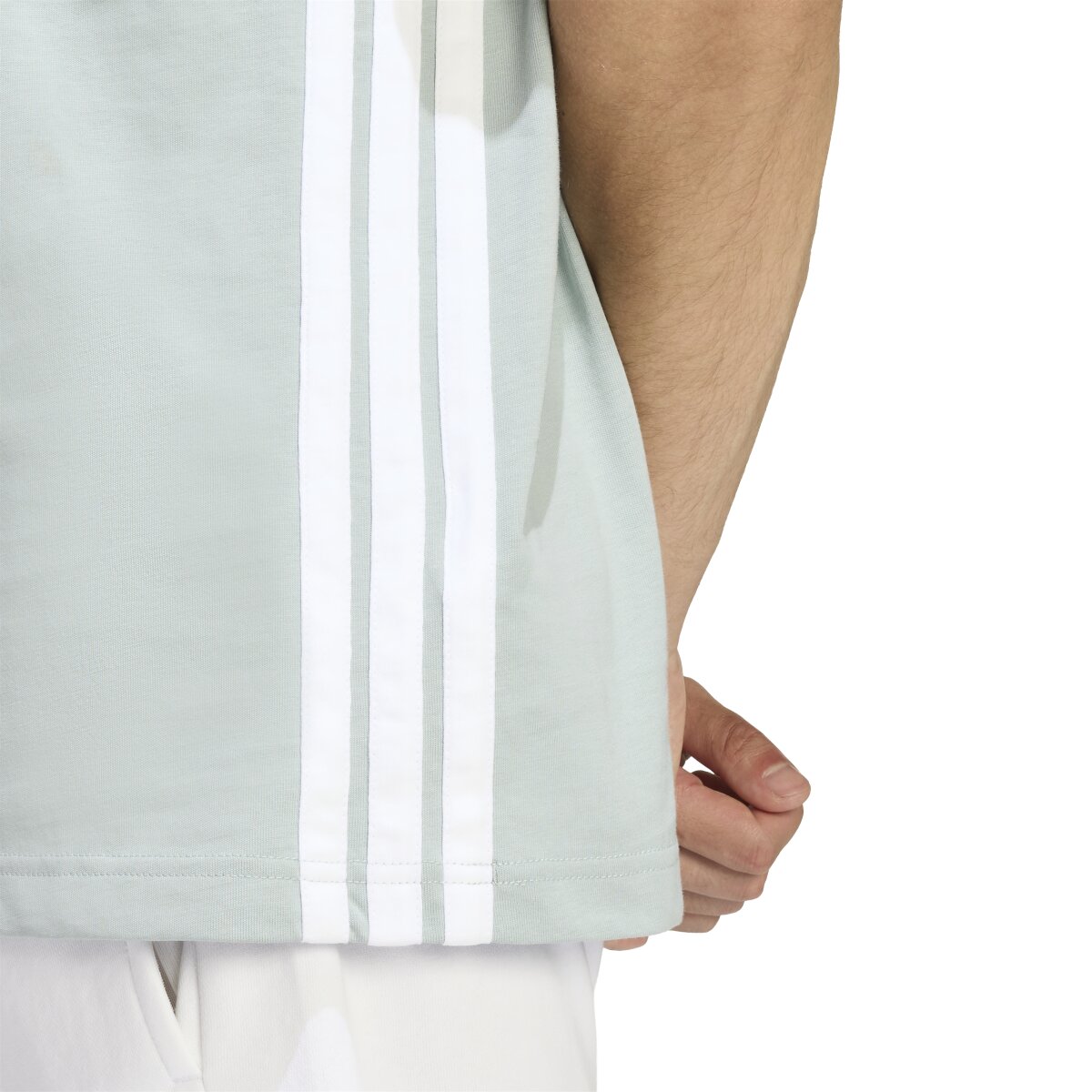 T-shirt de homem Essentials adidas Verde-6