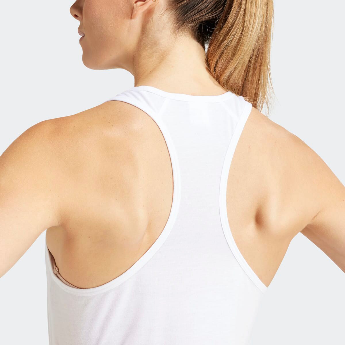 T-shirt de Mulher Train Essentials Minimal Branding Racerback Branco-3