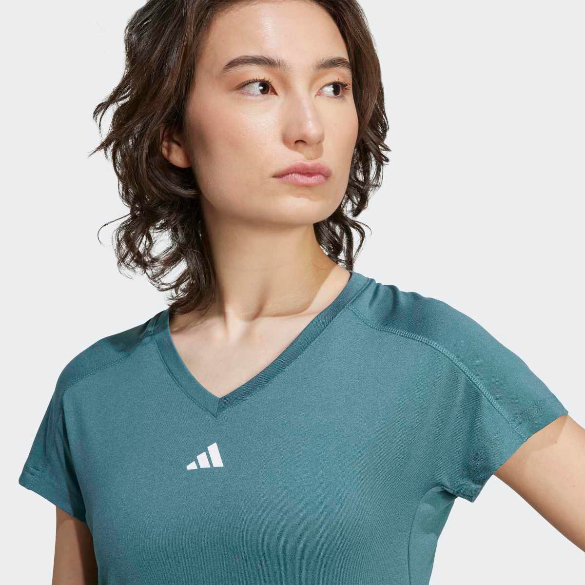 T-shirt de Mulher Aeroready Train Essentials Minimal Branding V-Neck Verde-4