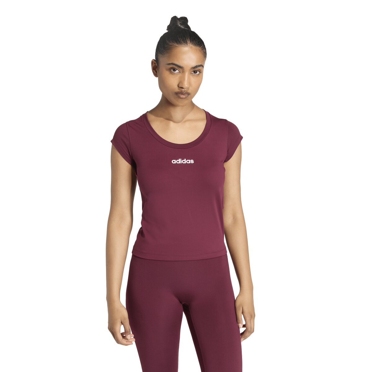Imagen 0 de Camiseta de mujer Workout Essentials Plus adidas Burdeos