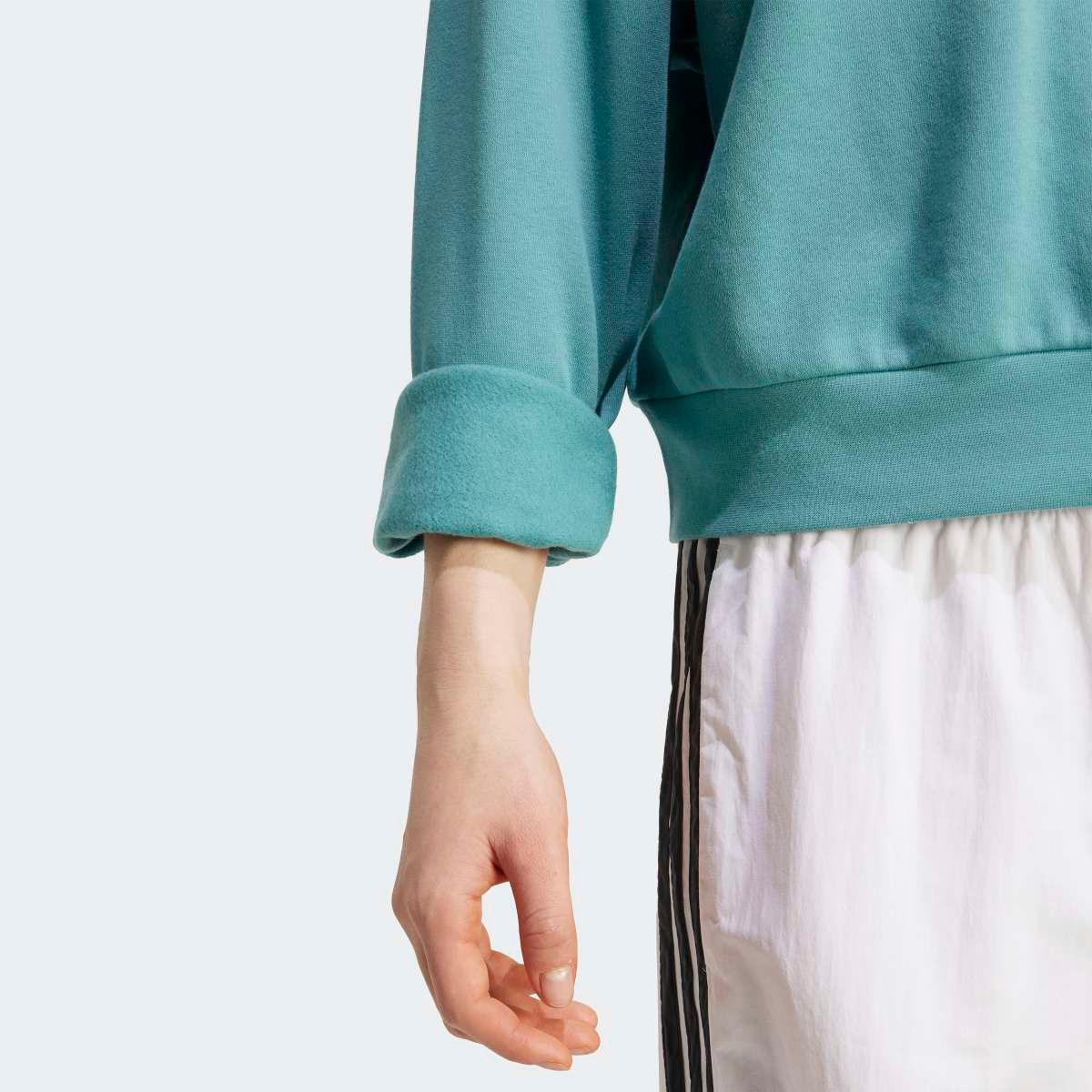 Sweatshirt de Mulher Essentials Small Logo Feelcozy Turquesa-4