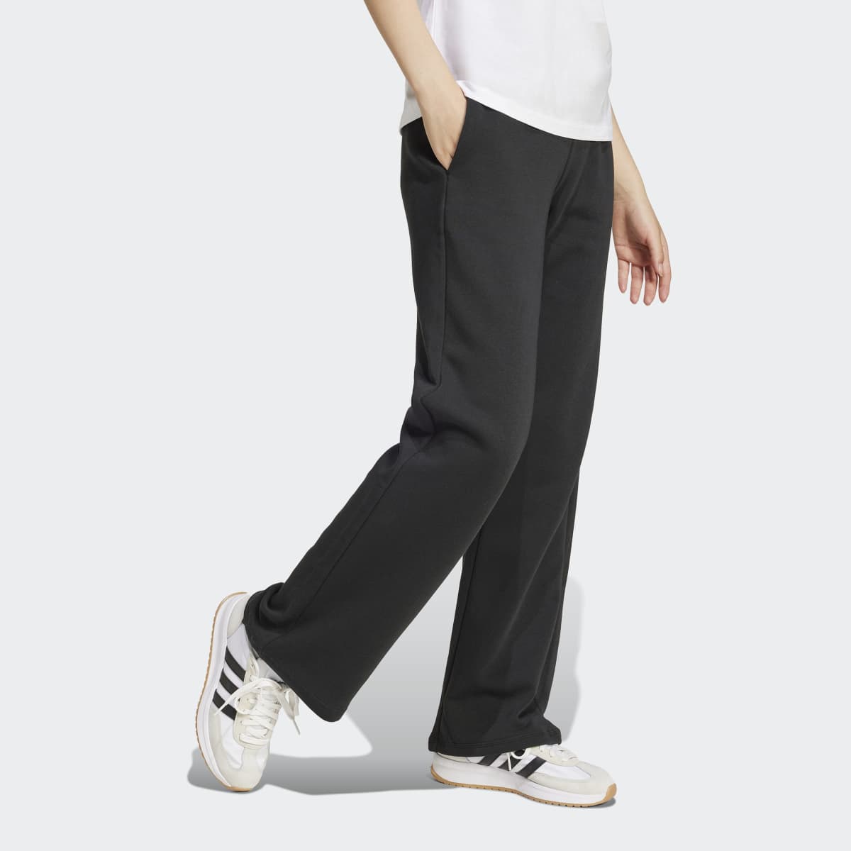 Calças de Mulher Essentials Small Logo Feel Cozy Open-Hem Preto-3
