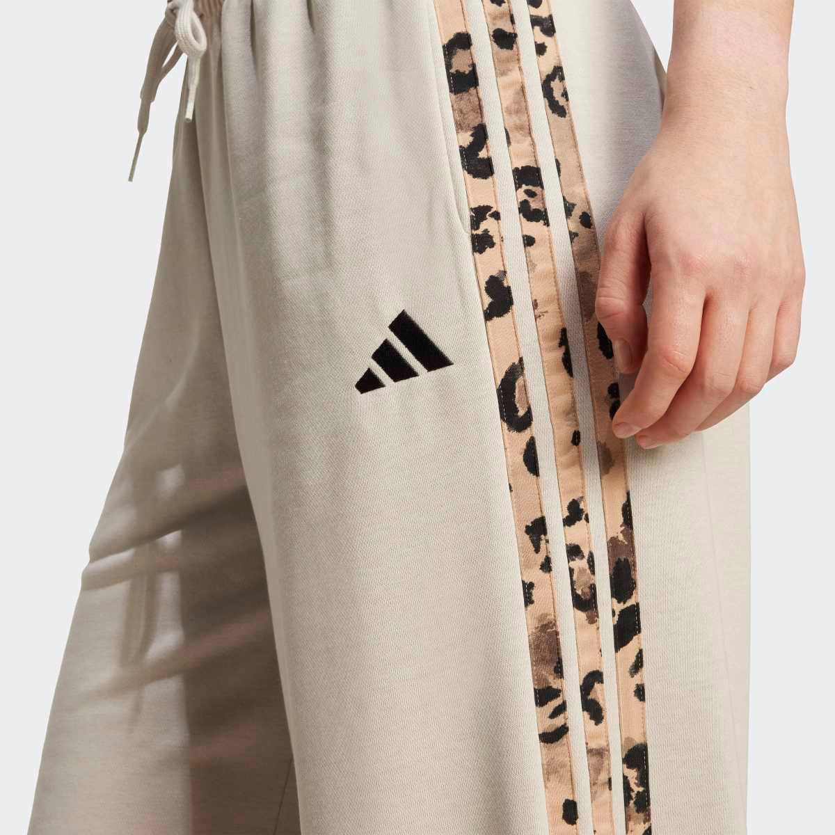 Calças de Mulher Animal Print 3-Stripes Open Hem Cinzento-3