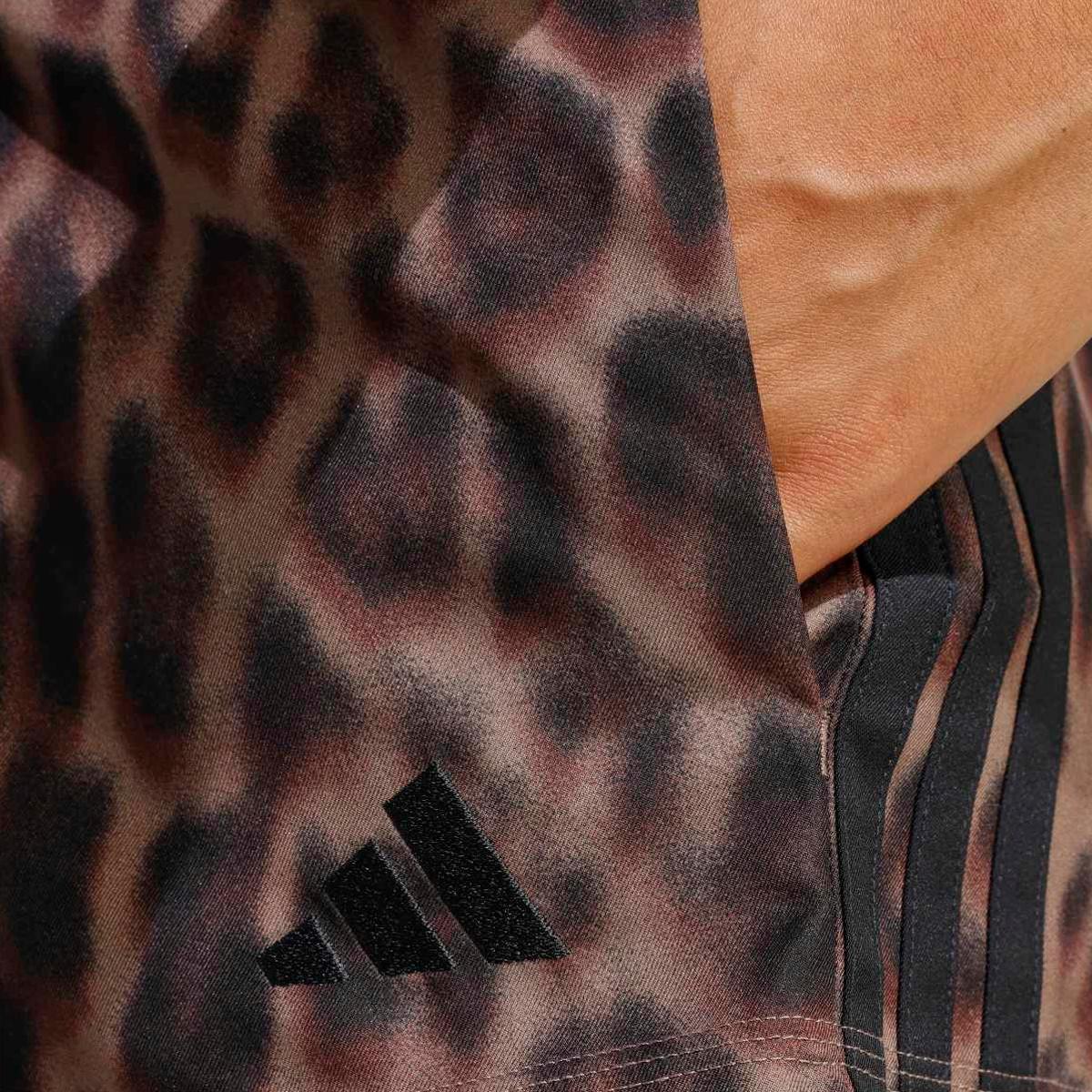 Calções de Mulher Seasonal Essentials 3 Stripes Estampado-5
