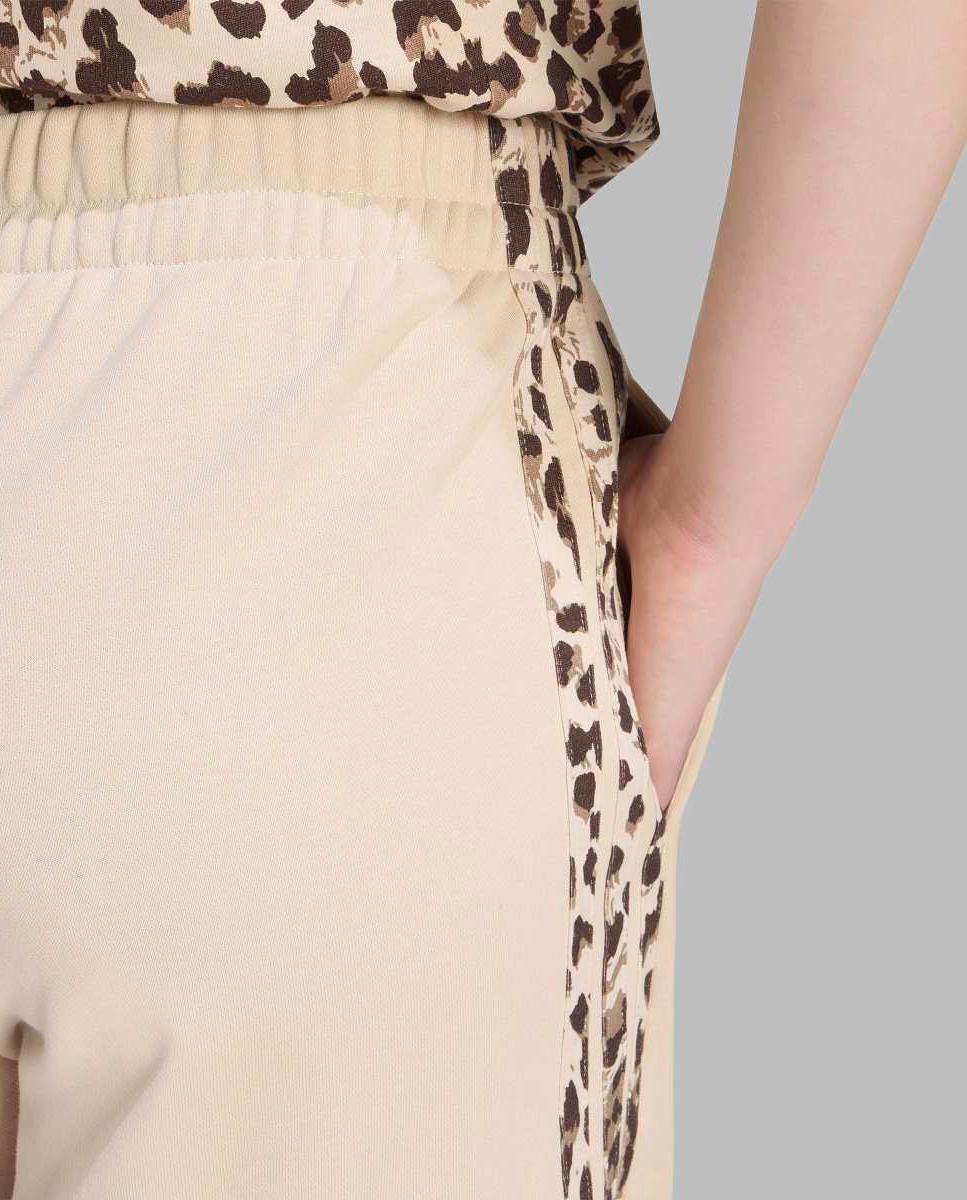 Calções de Mulher Essentials Seasonal Bege-5