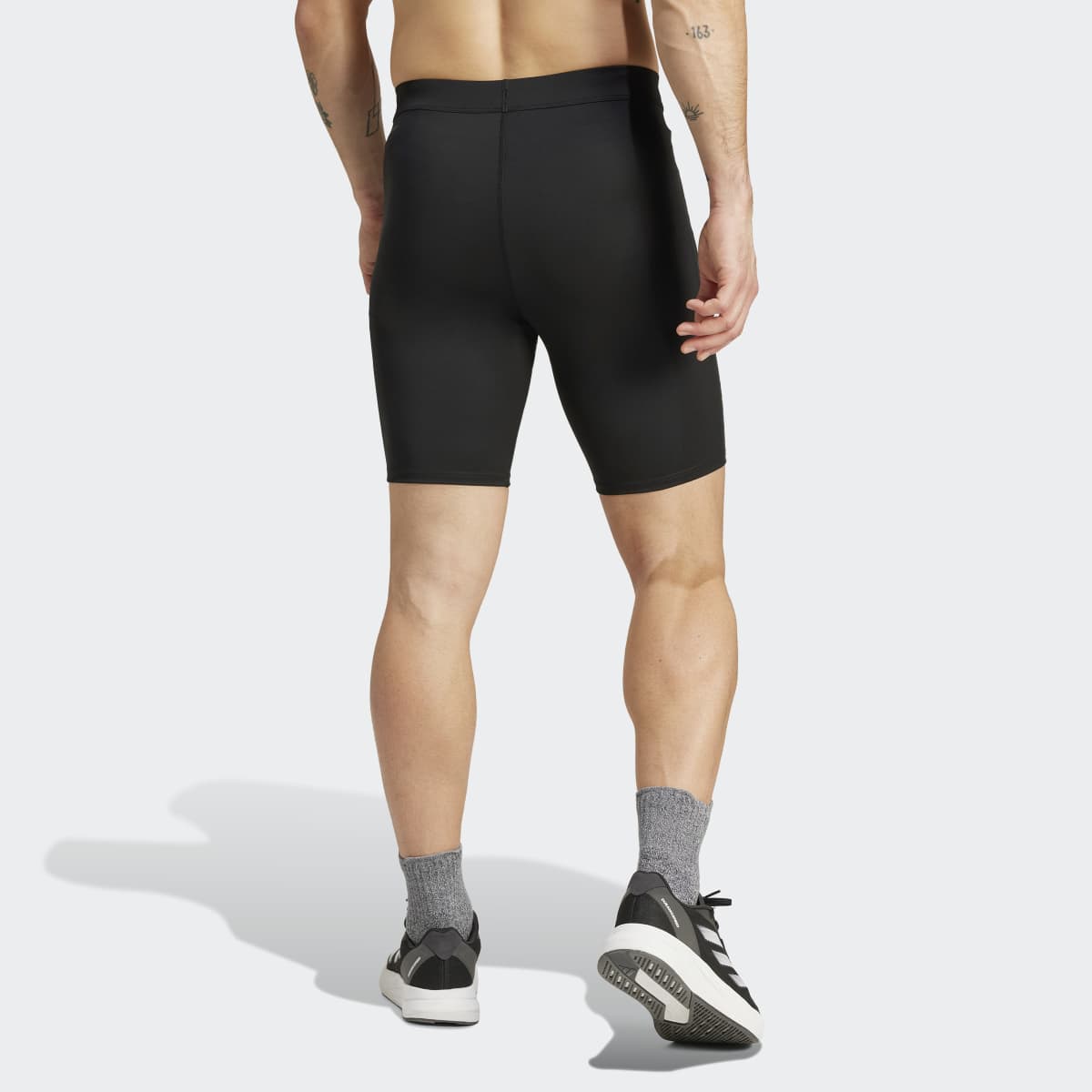 Leggings Tipo Calções de Homem Adizero Essentials Running Preto-2