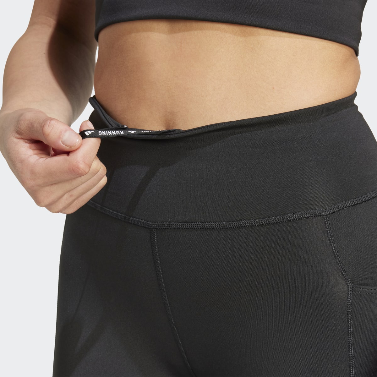 Leggings 7/8 de Mulher Own the Run Preto-3