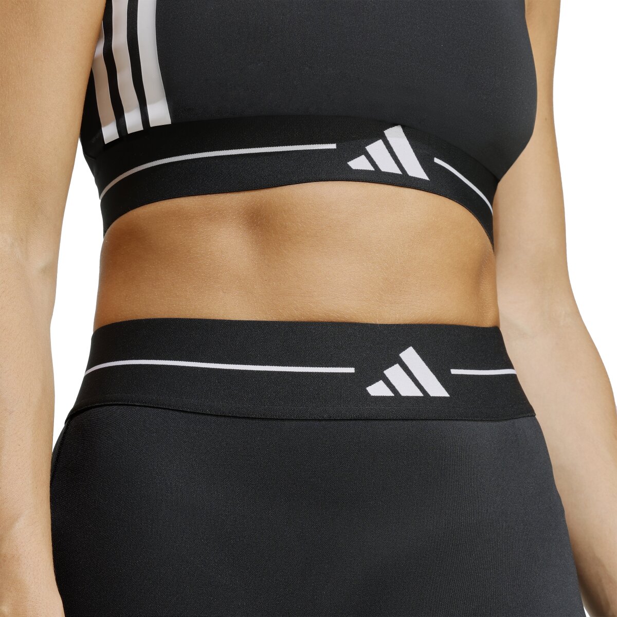 Leggings de Mulher Workout Essentials Plus Preto-5