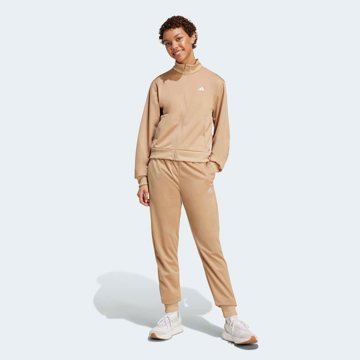Imagem 0 de Fato de Treino de Mulher Essentials Feel Cozy