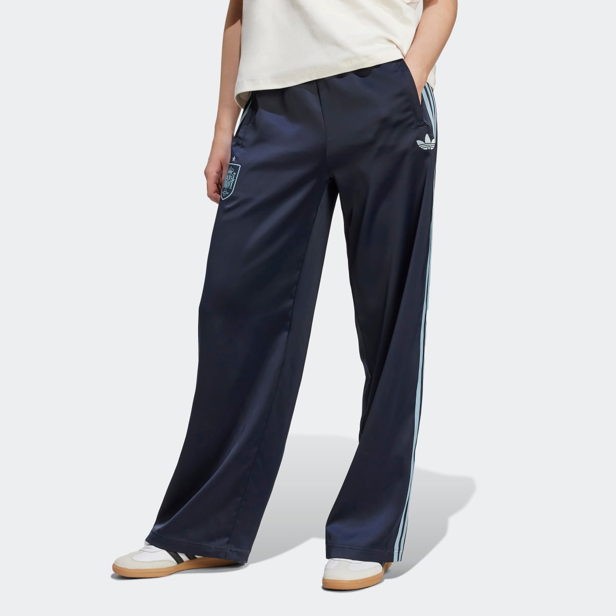 Oferta de El Corte Ingles ES - pantalón en Undealed España