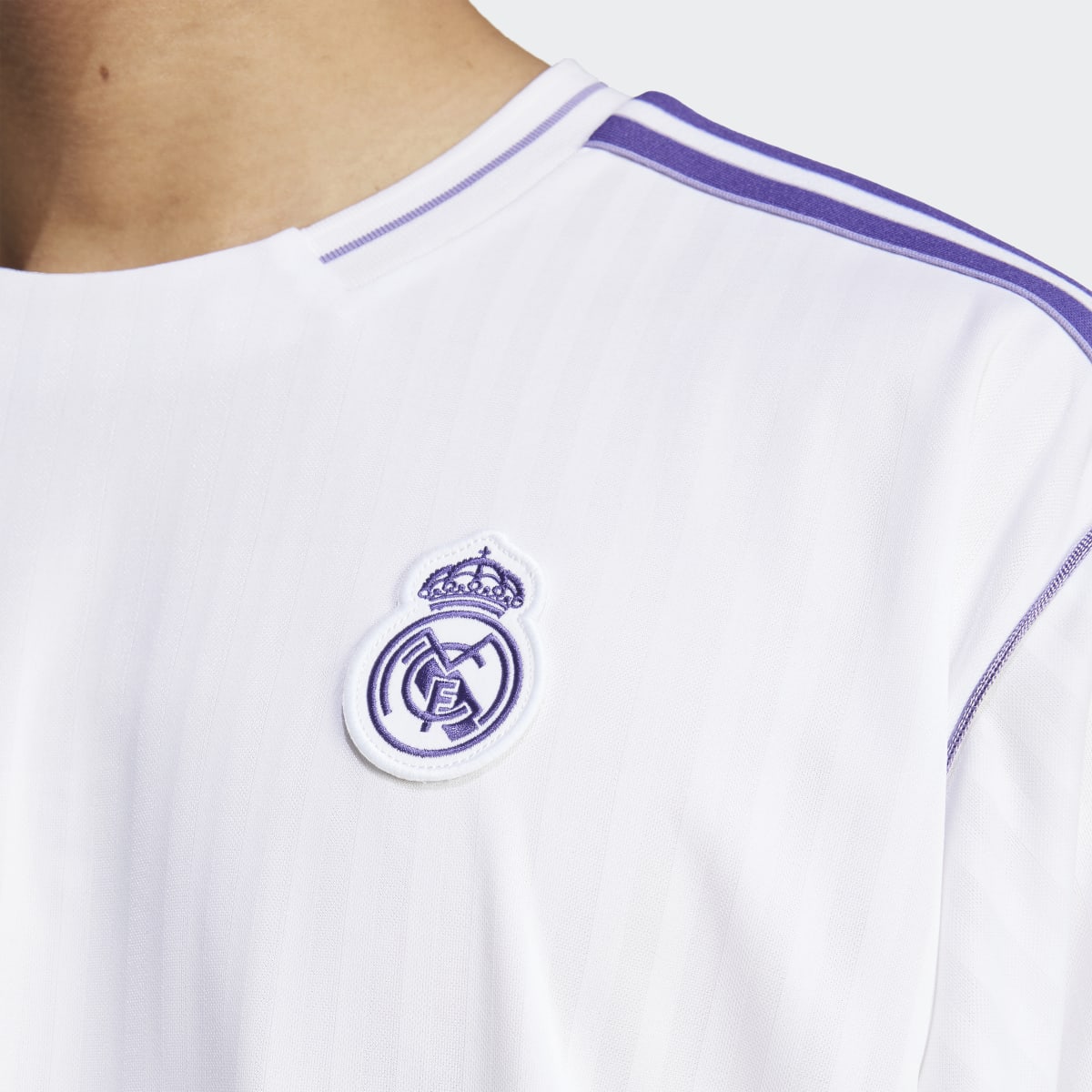 T-shirt Unissexo Real Madrid Terrace Icons Branco-4