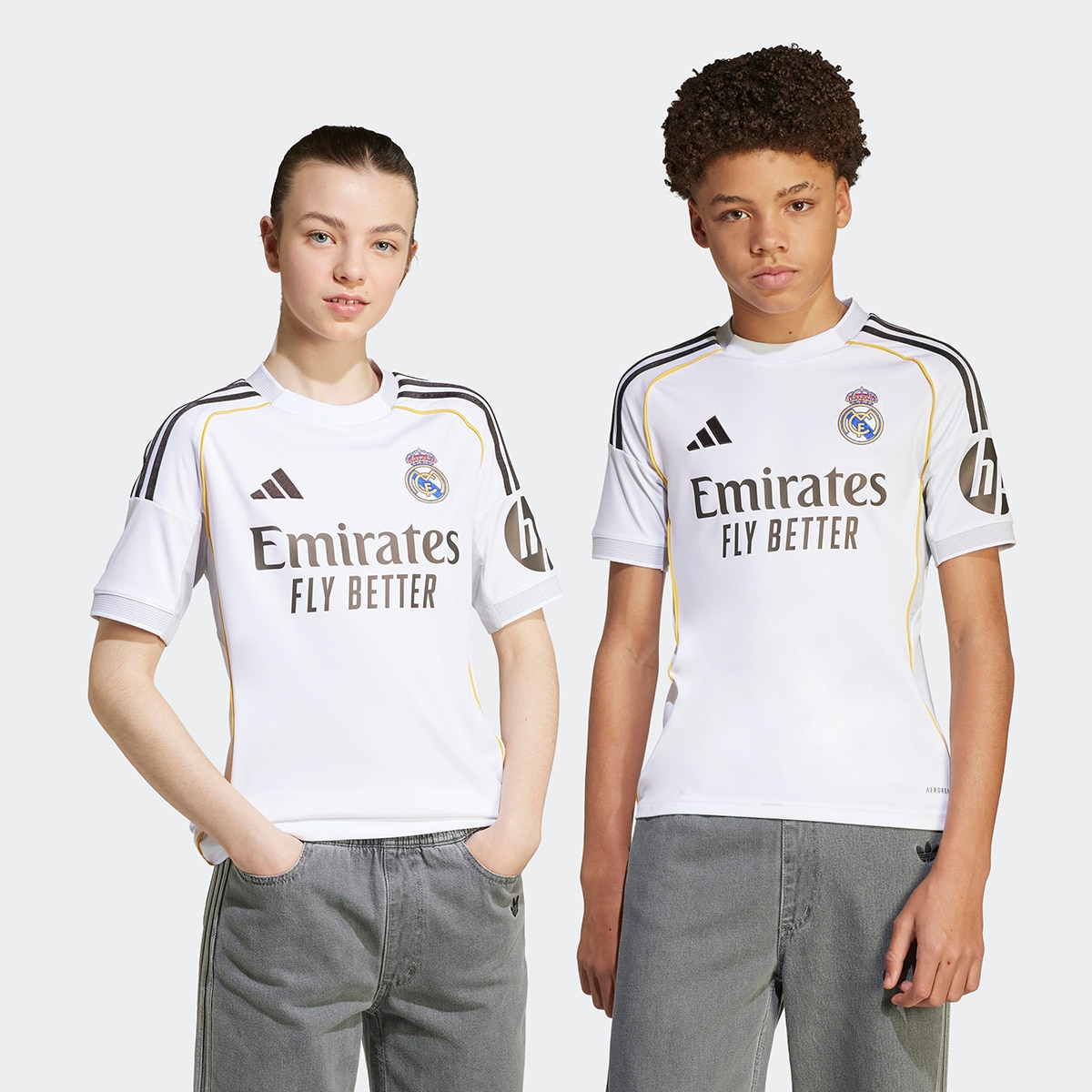 Imagem 0 de T-shirt de Criança 1.º Equipamento Real Madrid CF 2025-2026
