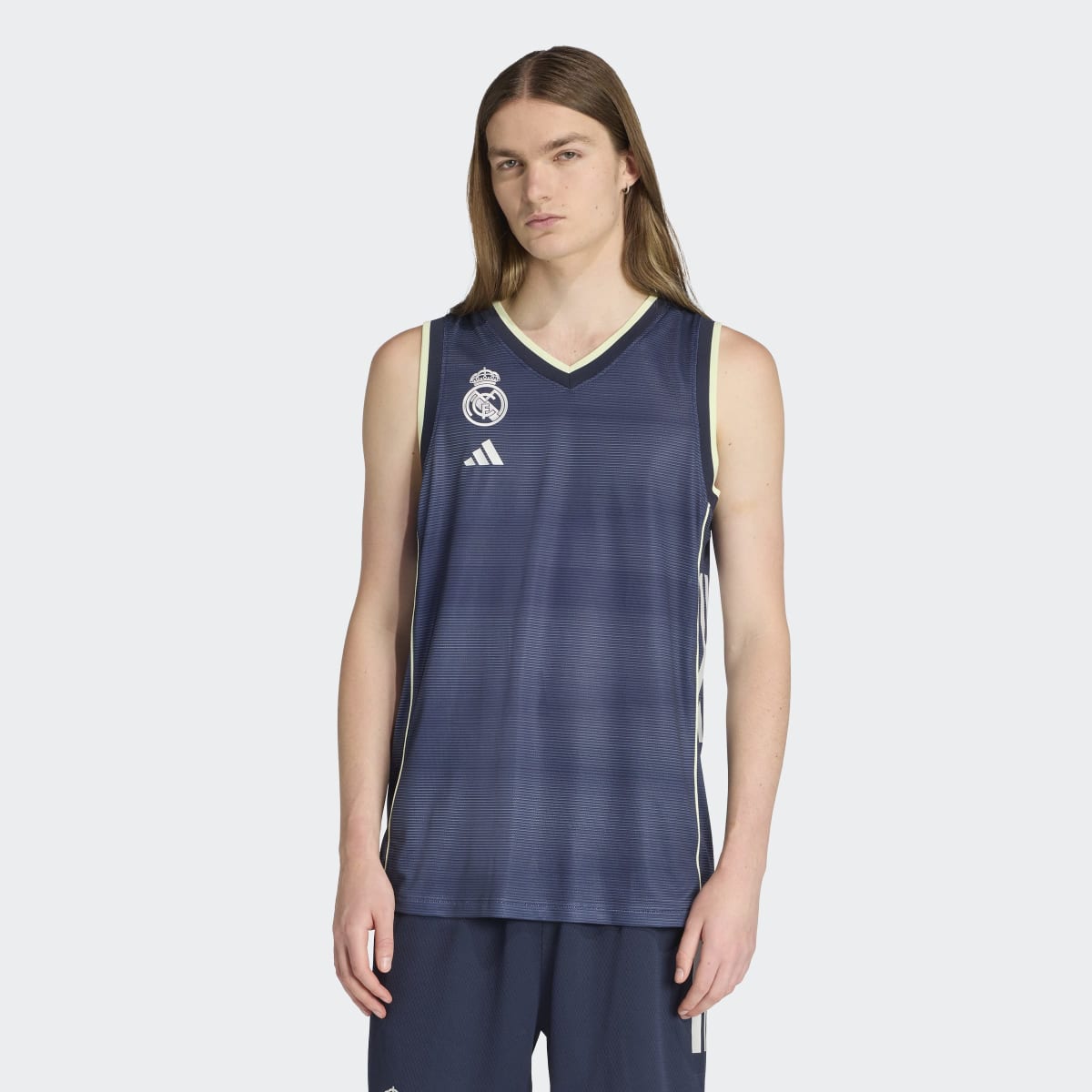 Imagem 0 de T-shirt de Homem 2.º Equipamento Real Madrid Basquetebol 2025-2026