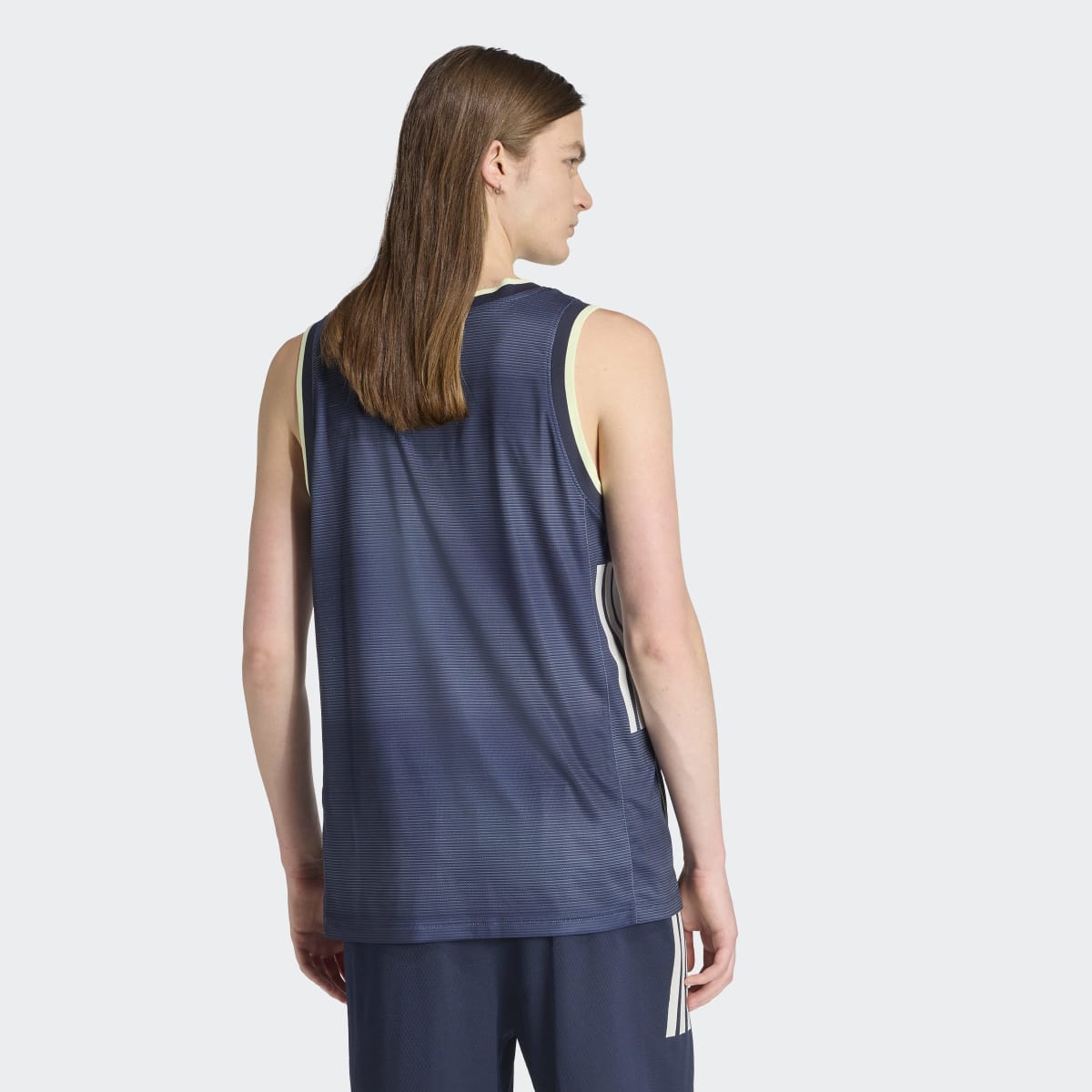 T-shirt de Homem 2.º Equipamento Real Madrid Basquetebol 2025-2026 Azul-acinzentado-2