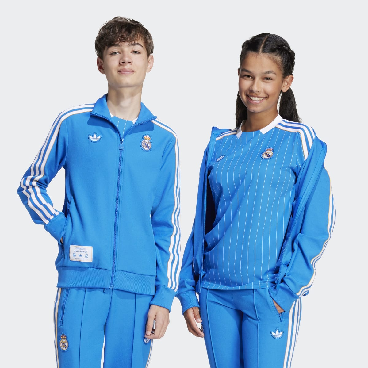 Sweatshirt de Criança Real Madrid CF CF Terrace Icons Originals Azul-1