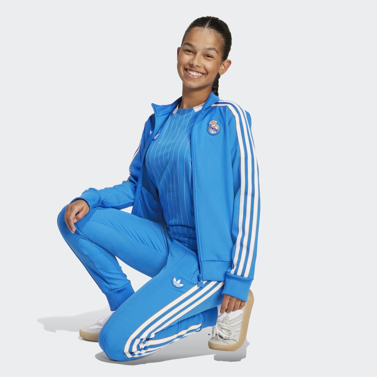 Sweatshirt de Criança Real Madrid CF CF Terrace Icons Originals Azul-5