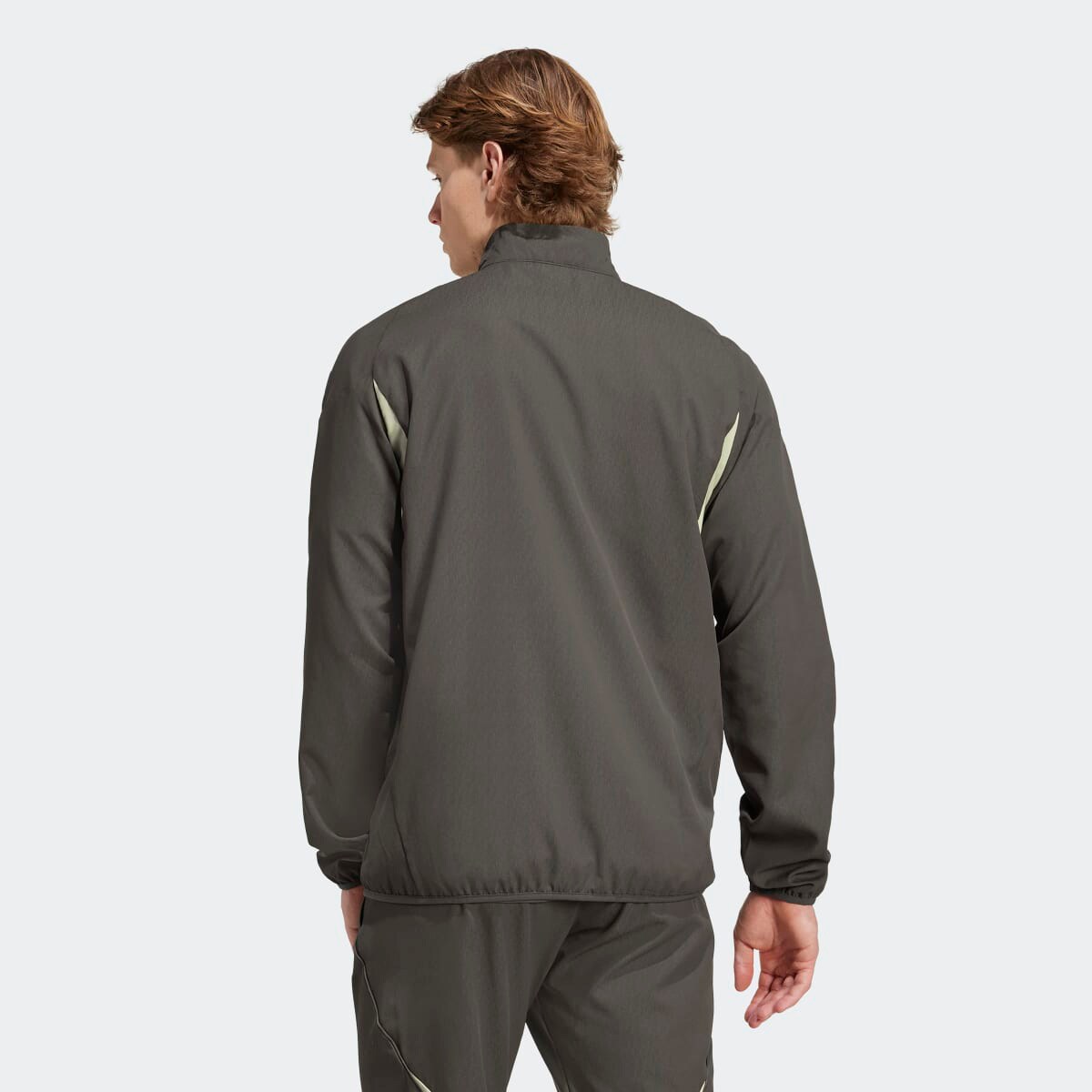 Casaco de Apresentação de Homem Real Madrid CF 2025-2026 Tiro 25 Competition Cinzento-2