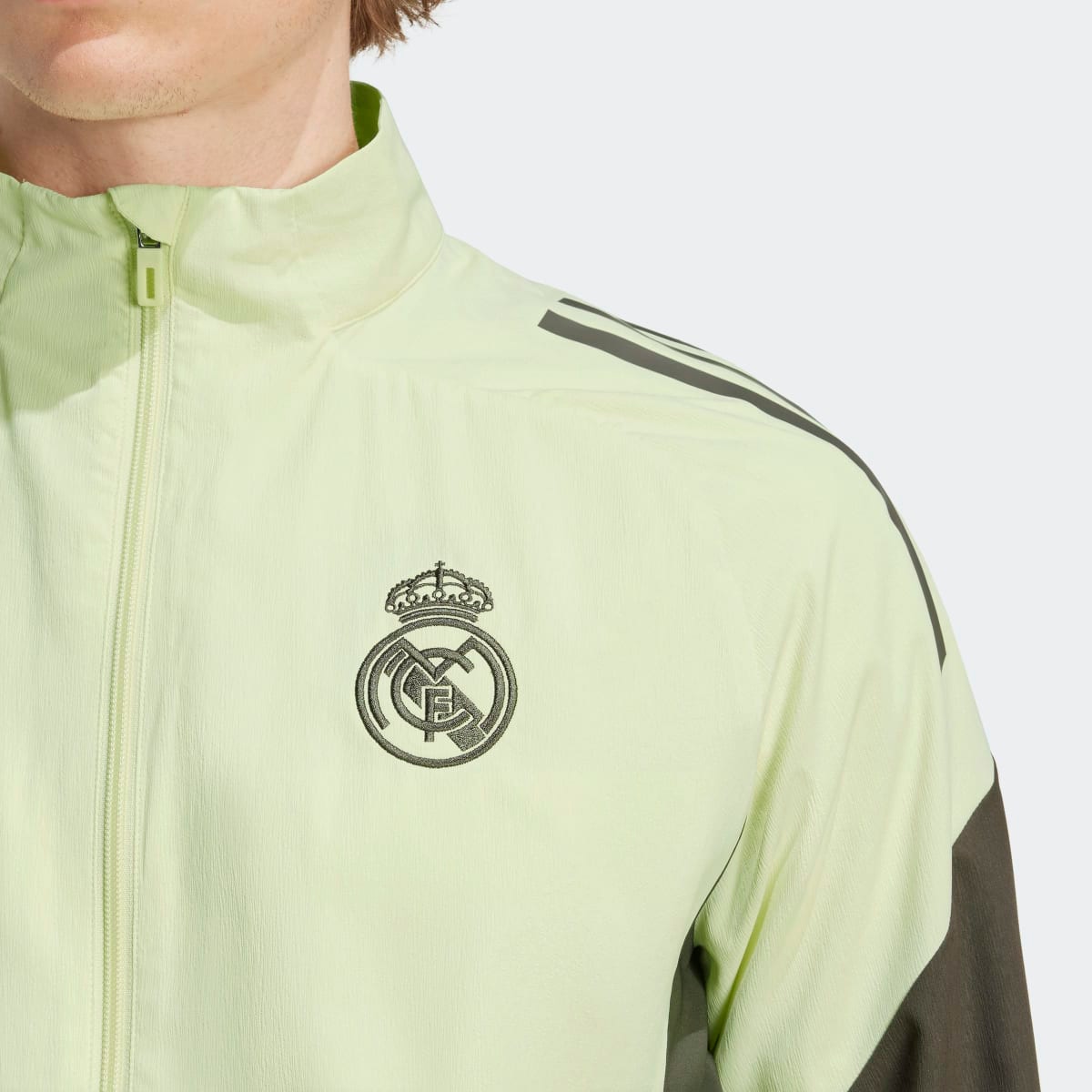 Casaco de Apresentação de Homem Real Madrid CF 2025-2026 Tiro 25 Competition Verde-4