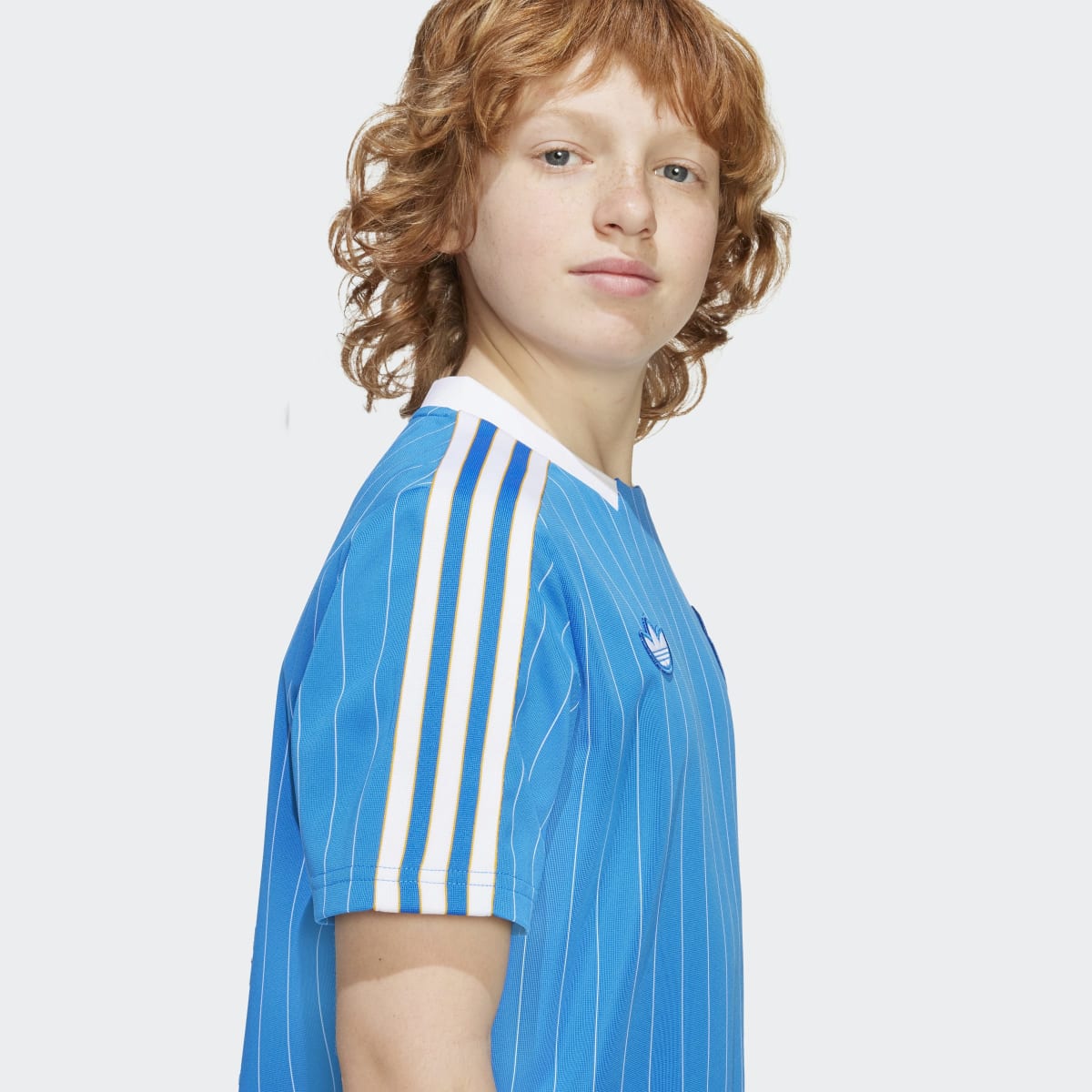 T-shirt de Criança Real Madrid CF CF Terrace Icons Originals Azul-6