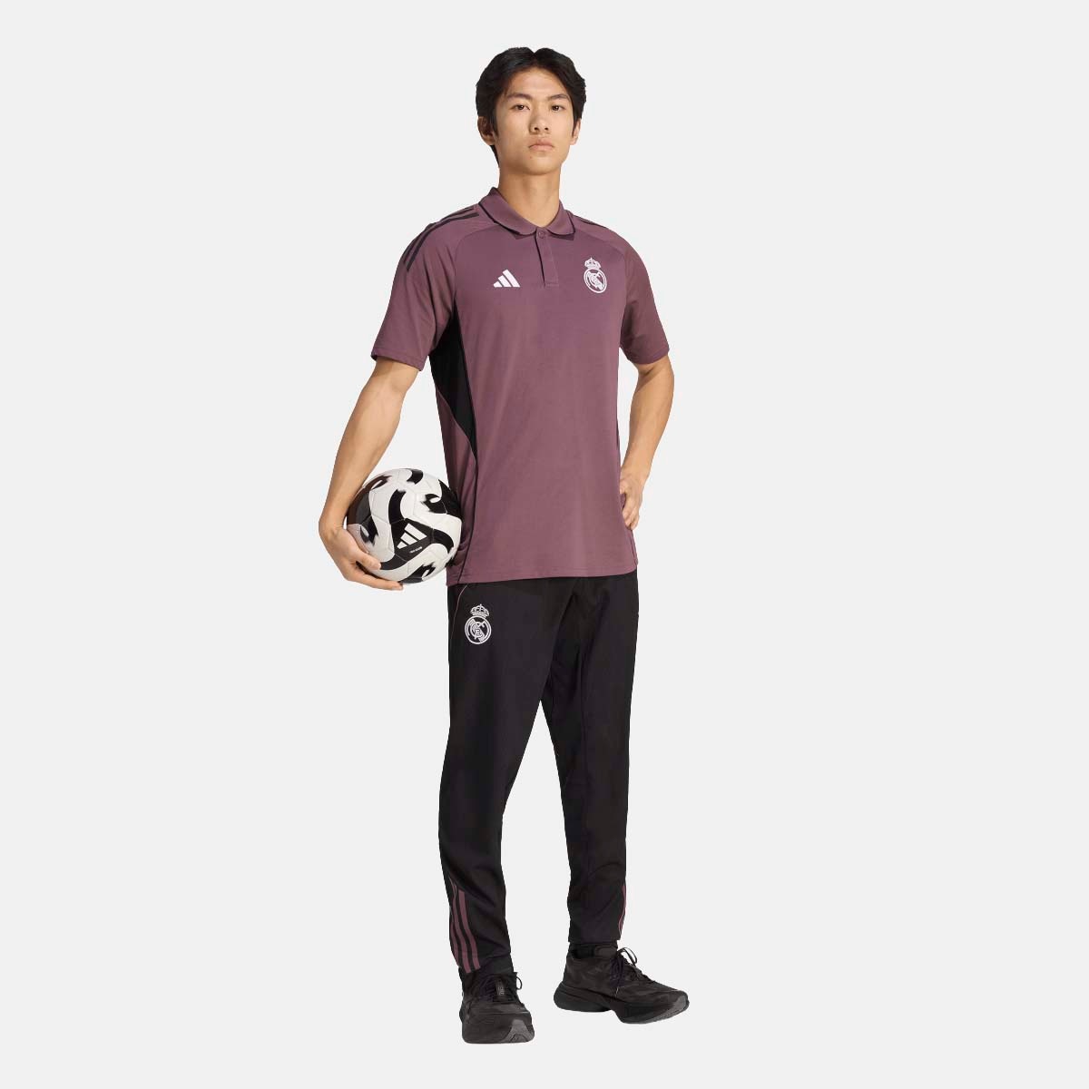 Calças de Homem Real Madrid CF 2025-2026 Pre Match Tiro25 Competition Preto-4