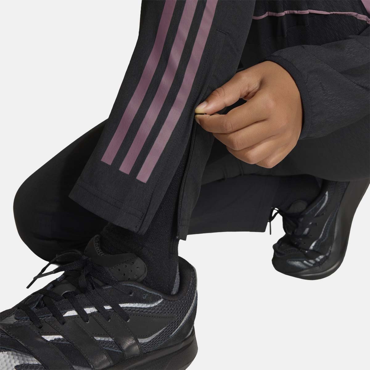 Calças de Criança Real Madrid CF 2025-2026 Pre Match Tiro25 Competition Preto-5