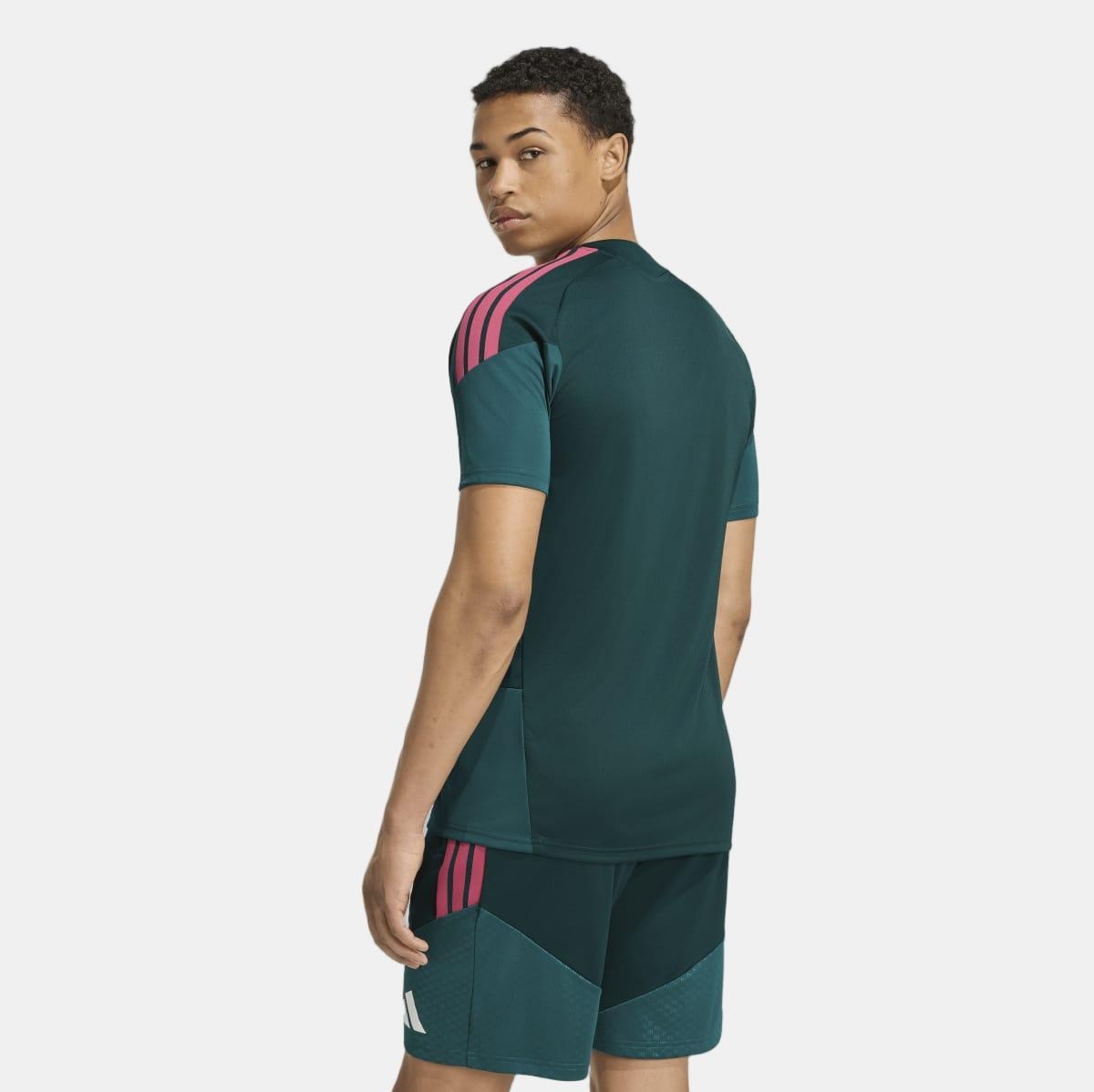 T-shirt de Homem Real Madrid CF 2026-2027 Treino Tiro26 Competition Verde-2