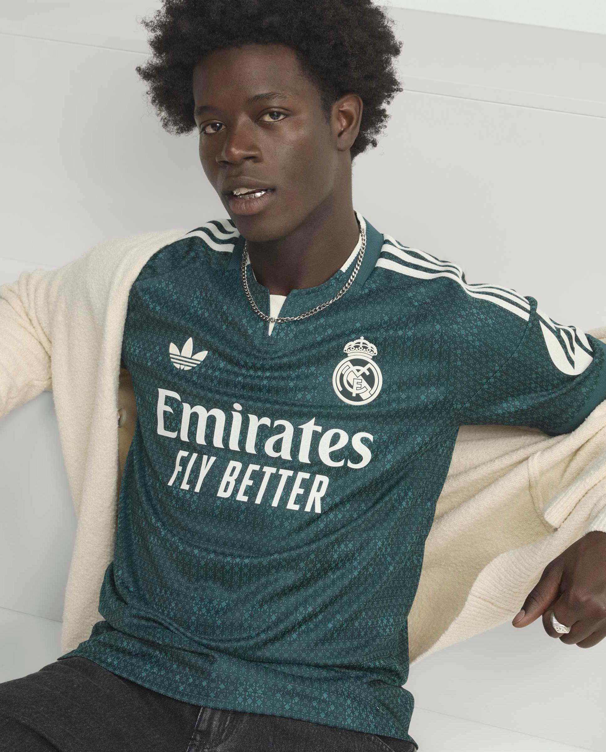 T-Shirt de Homem 2º Equipamento Authentic Real Madrid Cf 2026-2027 Adidas Verde-4
