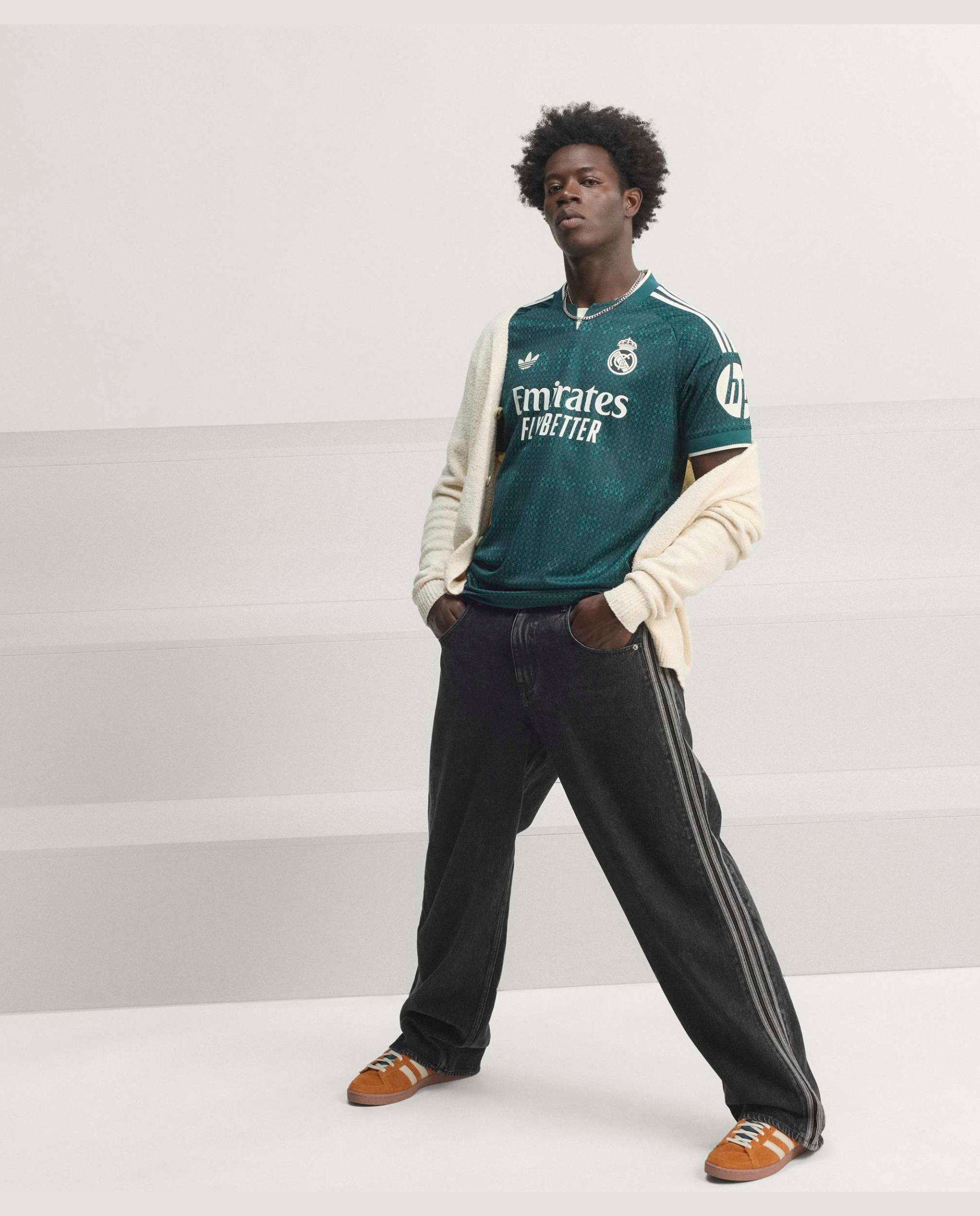 T-Shirt de Homem 2º Equipamento Authentic Real Madrid Cf 2026-2027 Adidas Verde-8