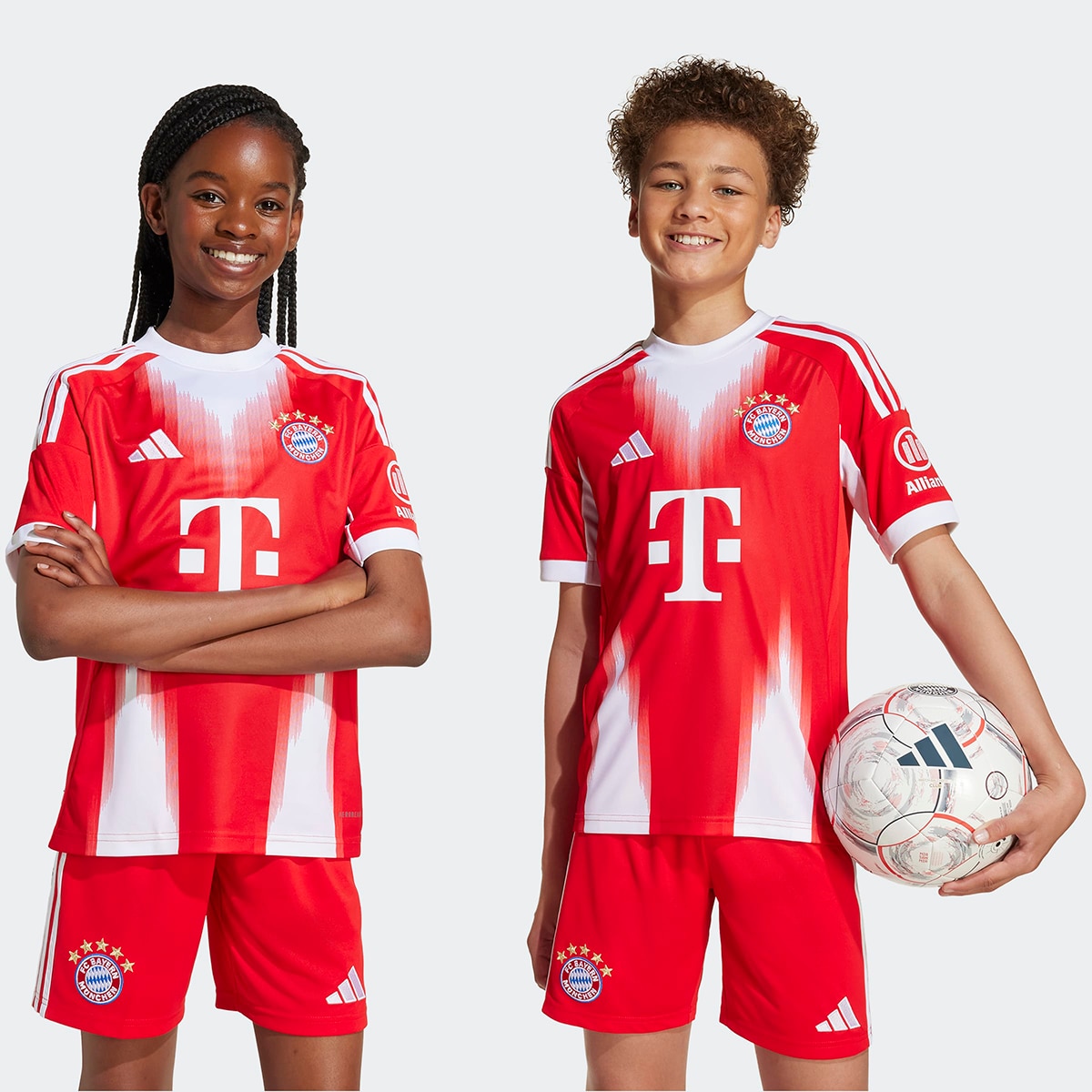 T-shirt de Criança 1.º Equipamento FC Bayern Munich 2025-2026 Vermelho / Branco-1