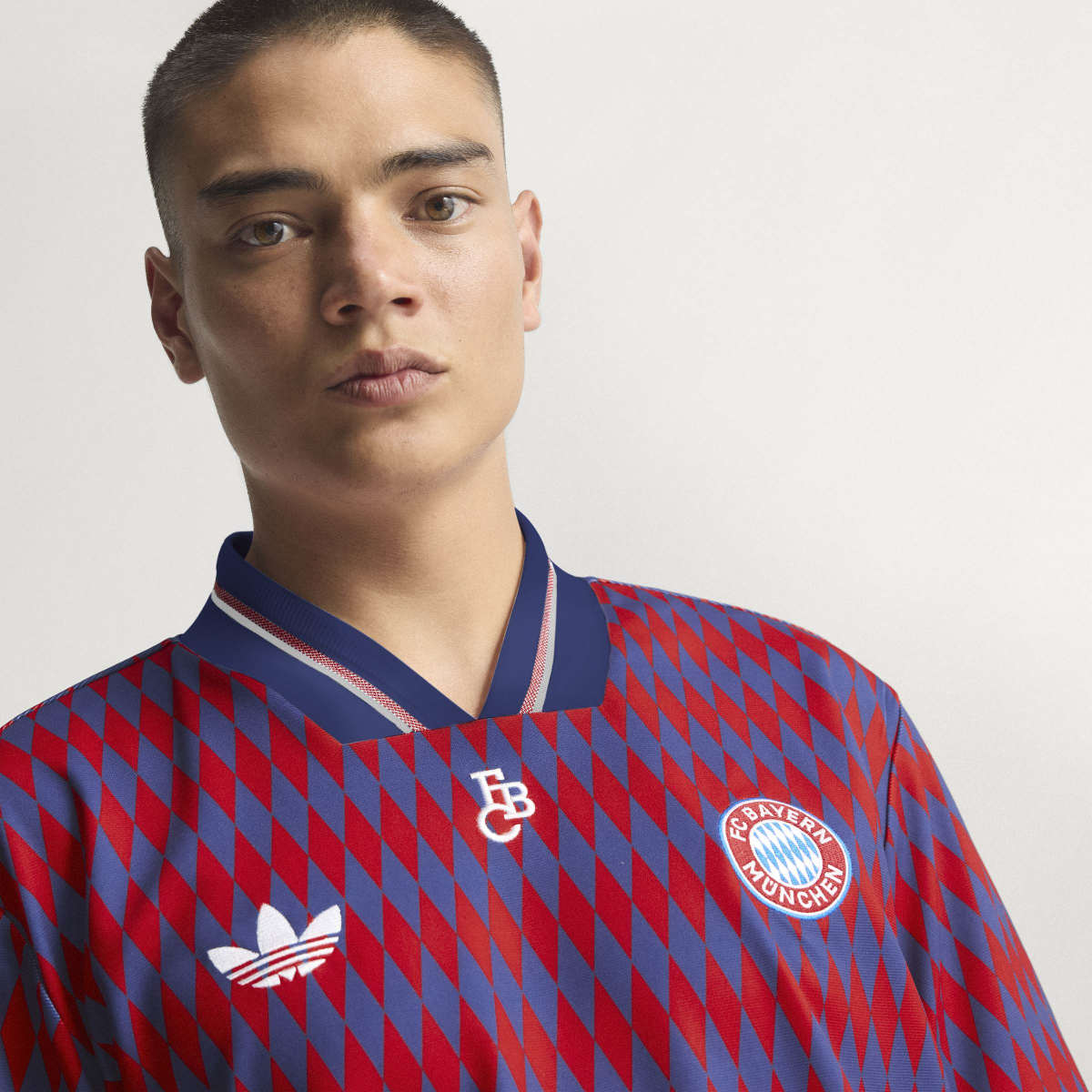 T-shirt de Homem FC Bayern Munich 2025-2026 LFSTLR Jersey Originals Vermelho-14