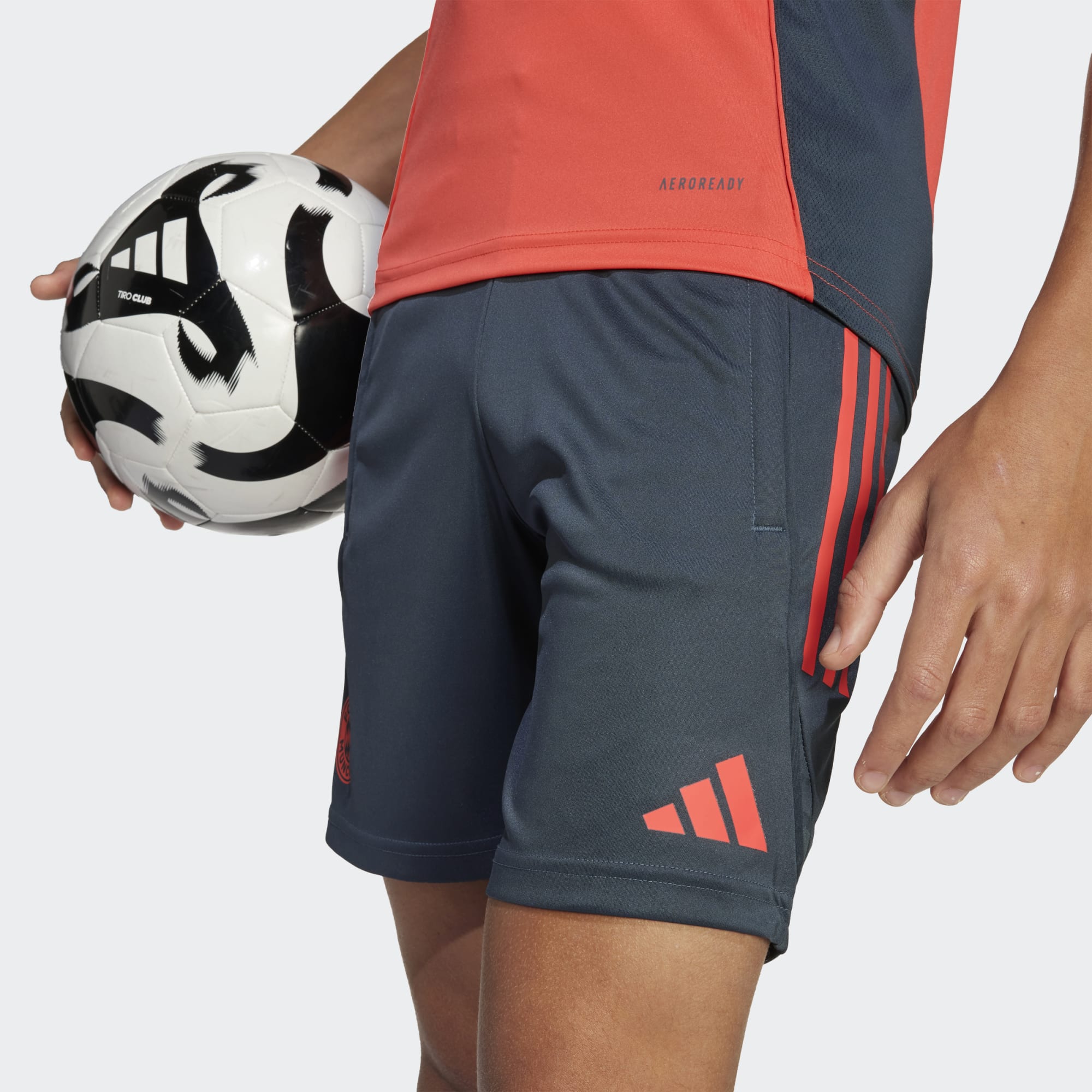 Calções de Criança FC Bayern Munich 2025-2026 Tiro 25 Competition Cinzento-5