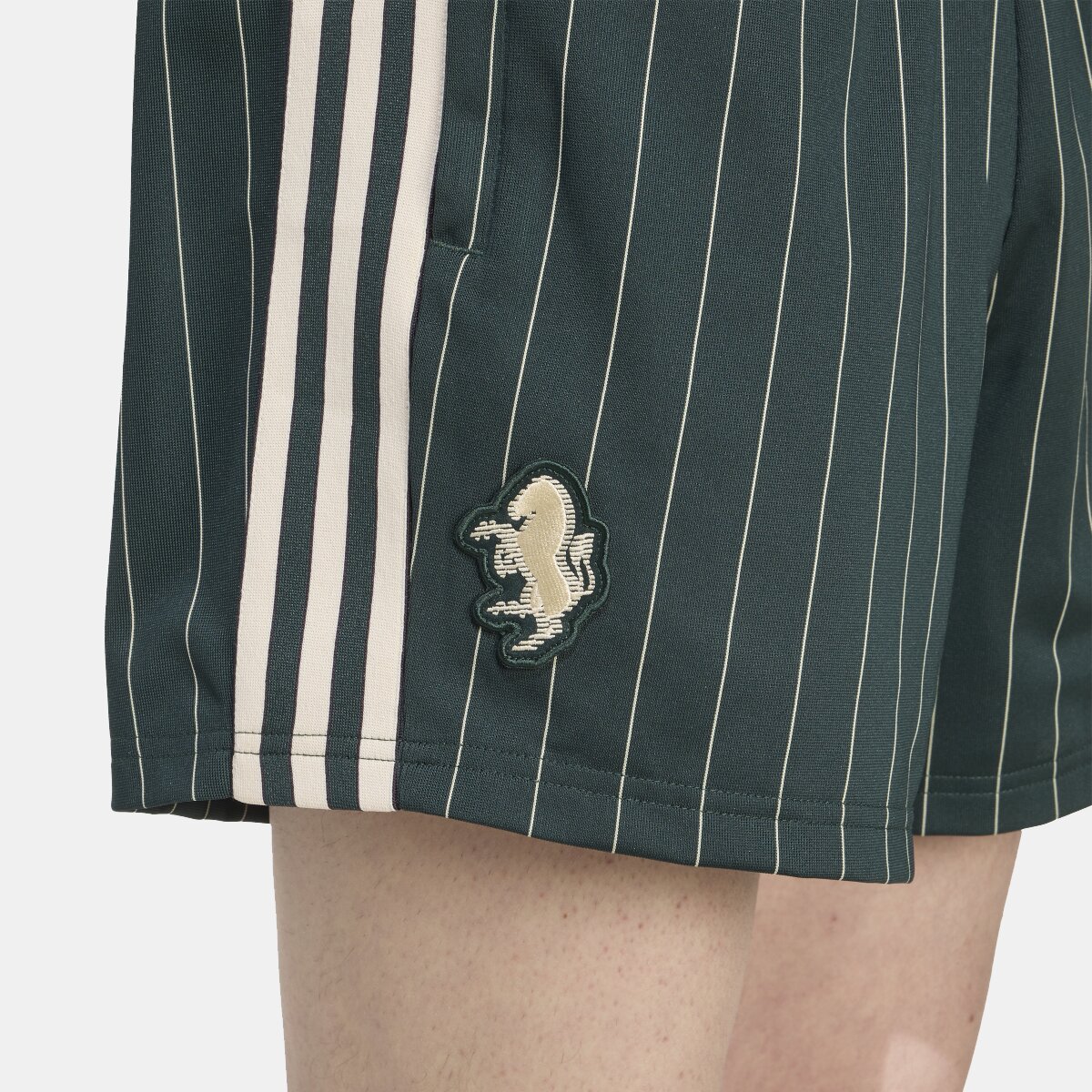 Calções de Homem Juventus FC 2025-2026 Terrace Icons Originals Verde-6