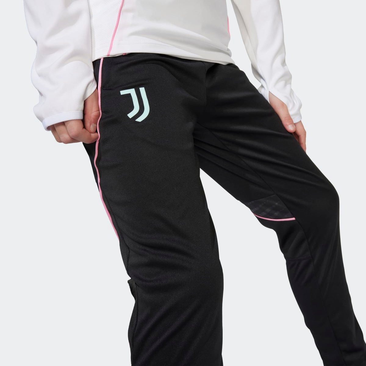 Calças de Criança Juventus FC 2025-2026 Tiro 25 Competition Preto-3