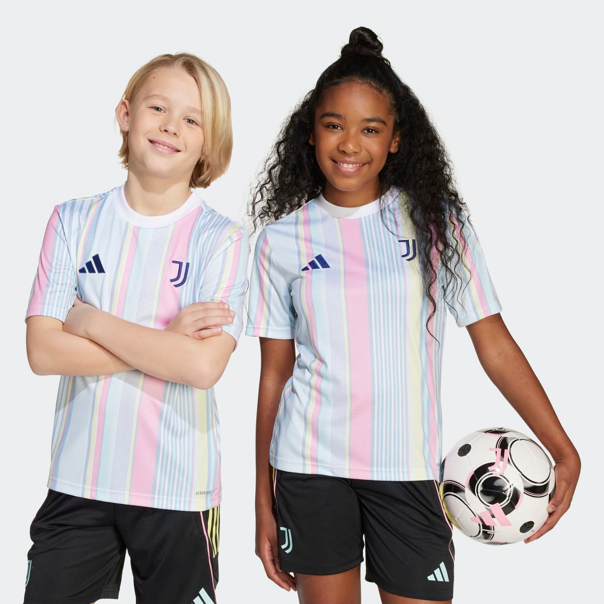 Imagem 0 de T-shirt de Criança Juventus FC 2025-2026 Aquecimento