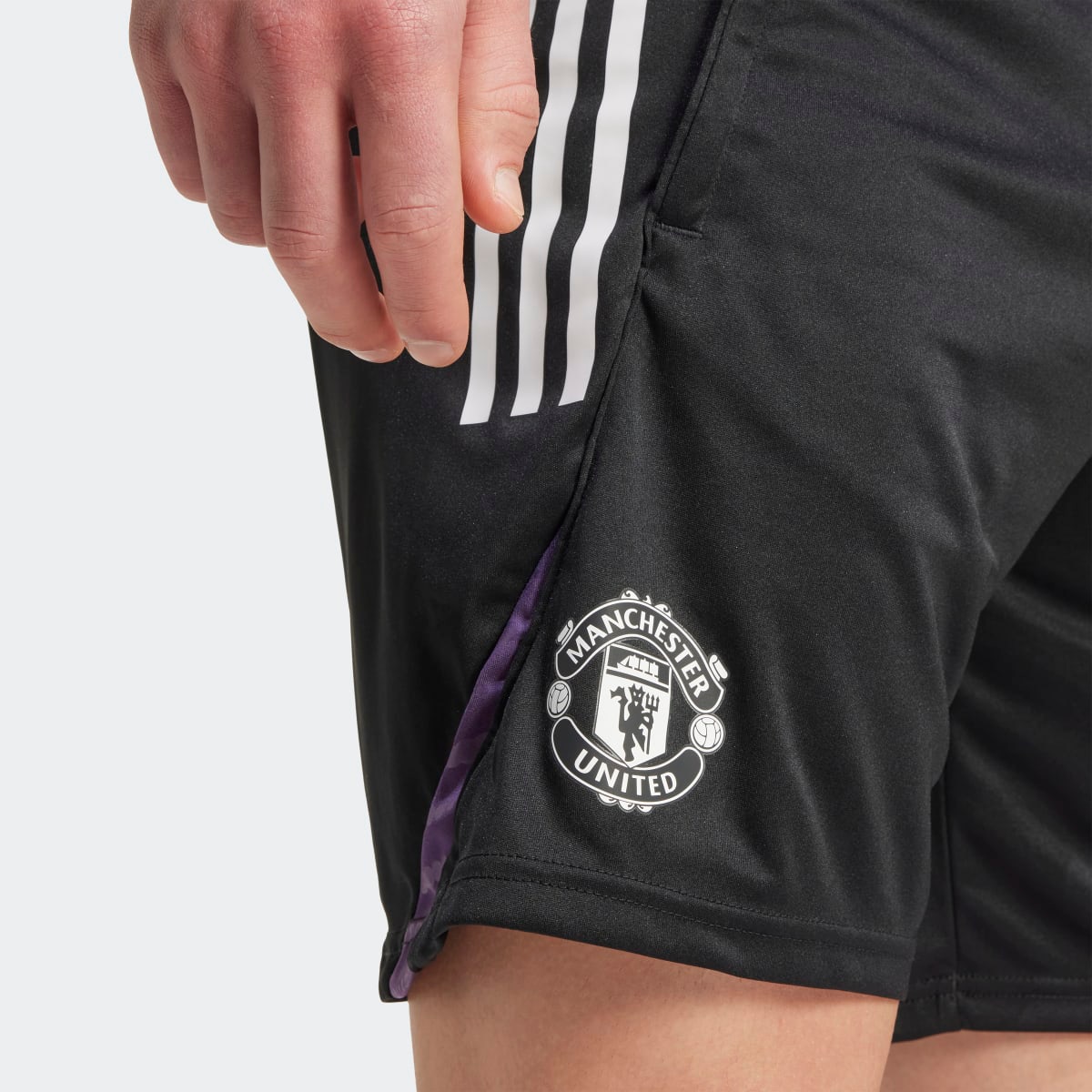 Calções de Homem Manchester United FC 2025-2026 Tiro Competition Preto-4