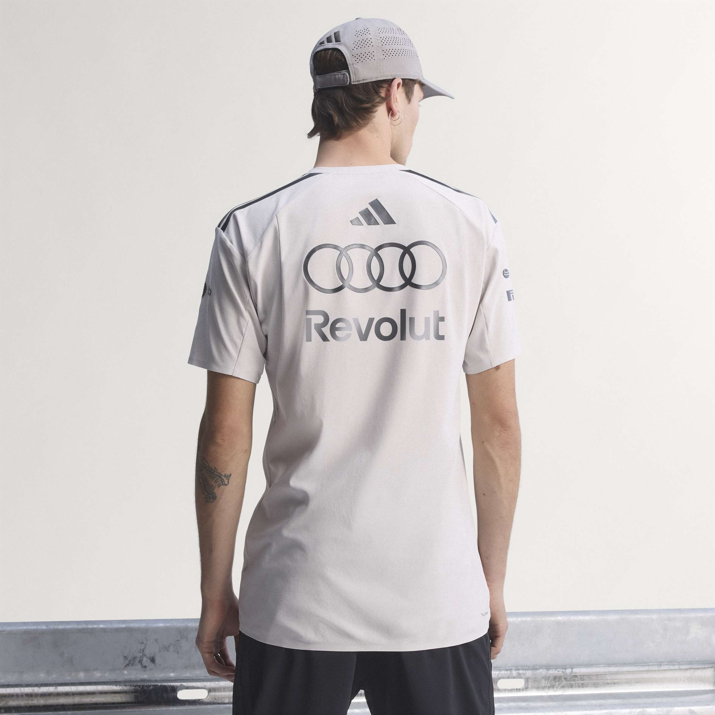 Polo de Homem Audi F1 2026 Areia-9