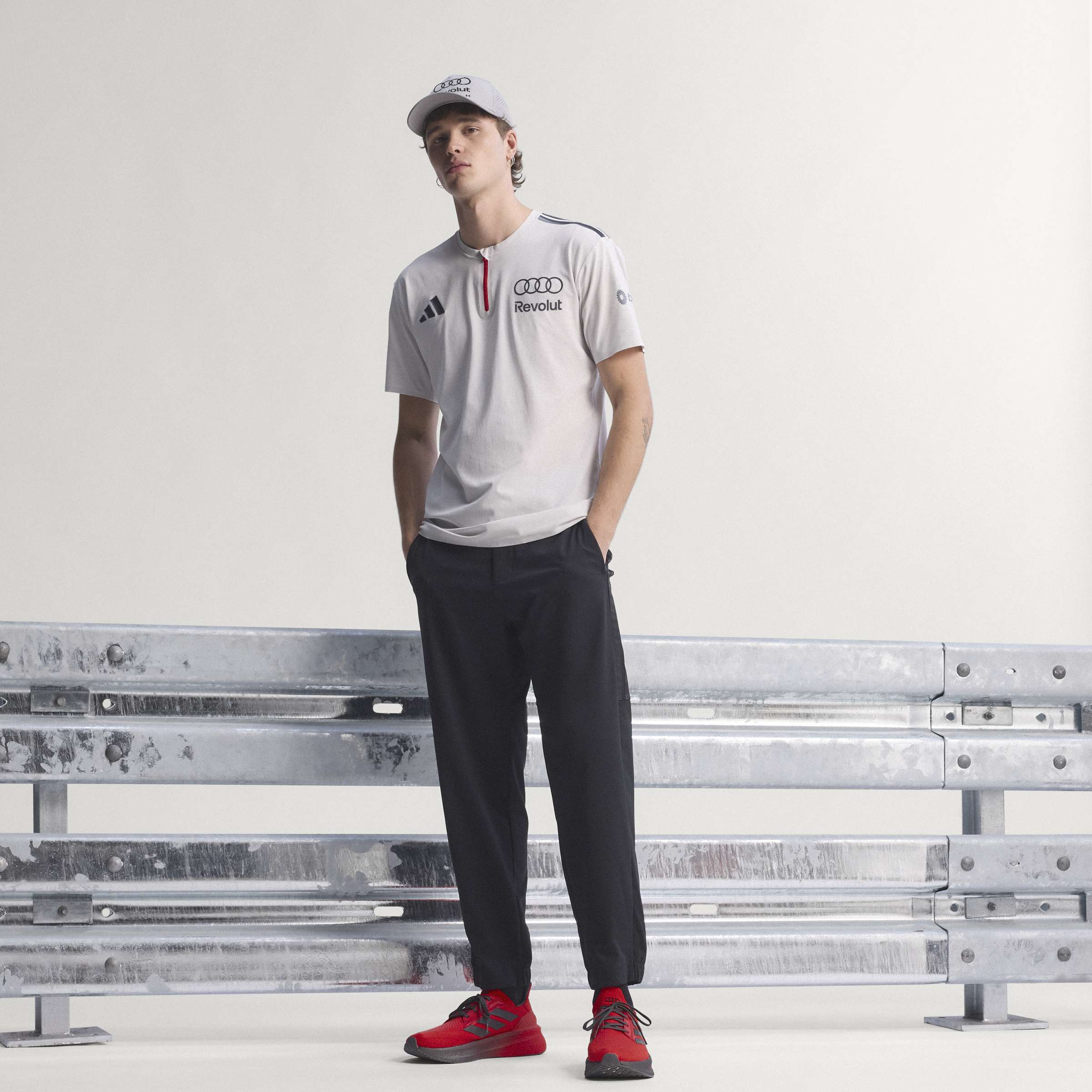 Polo de Homem Audi F1 2026 Areia-10