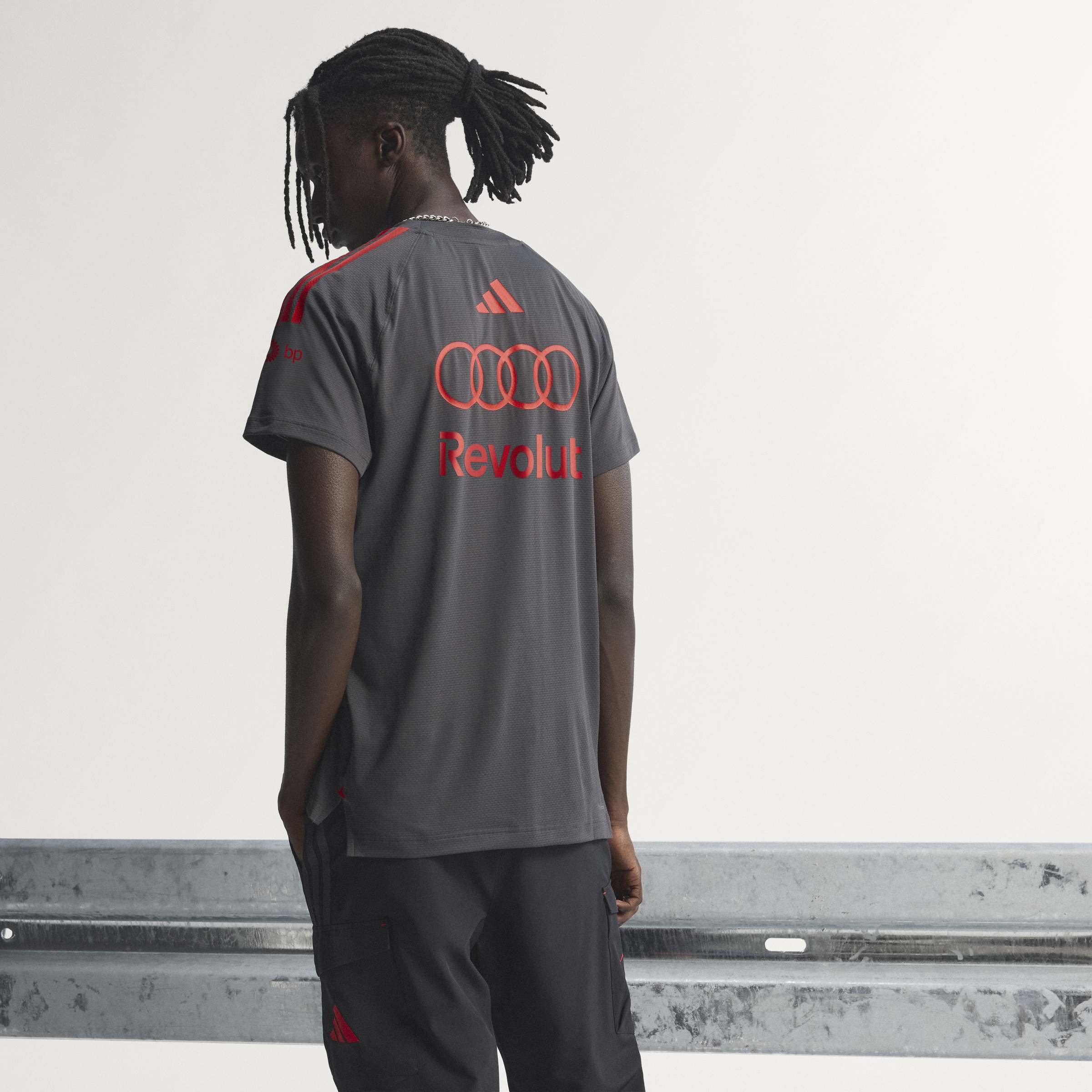T-shirt de Homem Audi F1 2026 Preto / Vermelho-8
